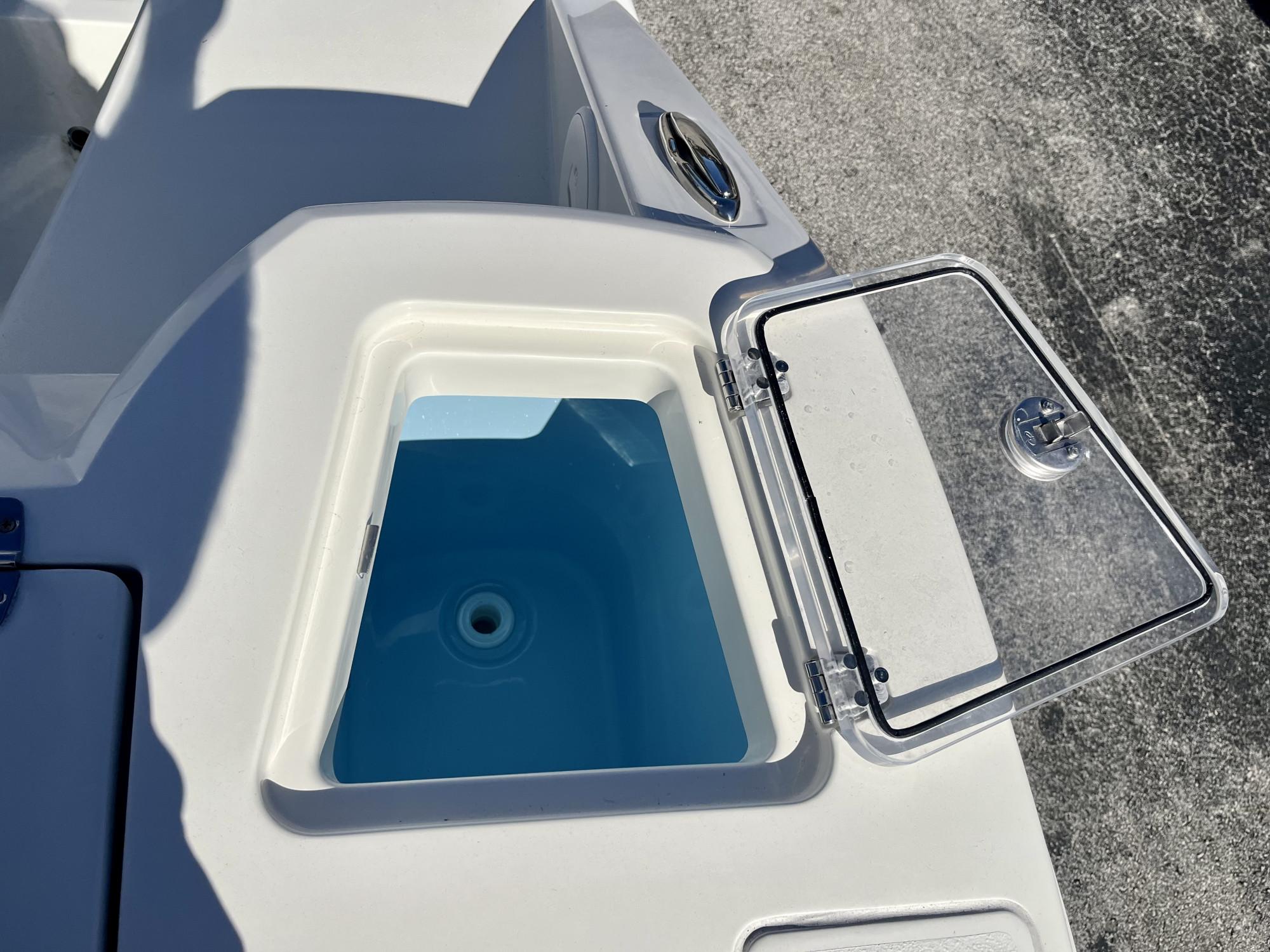 2025 Cobia 240 Dual Console - 33