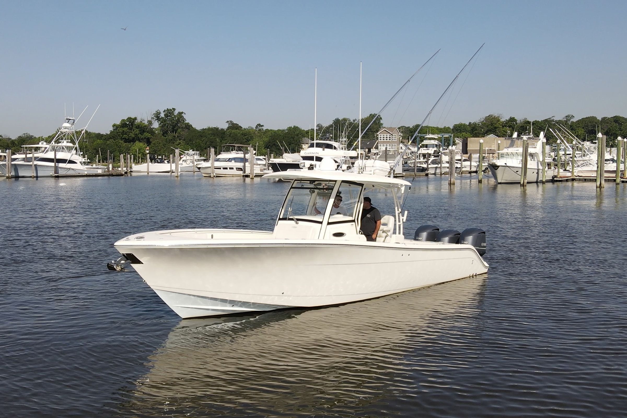 2015 Cobia Center Console 344 - 3