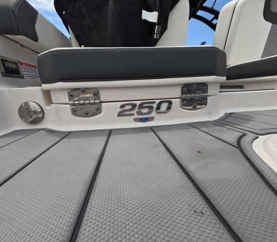 2025 Chaparral OSX 250 - 3
