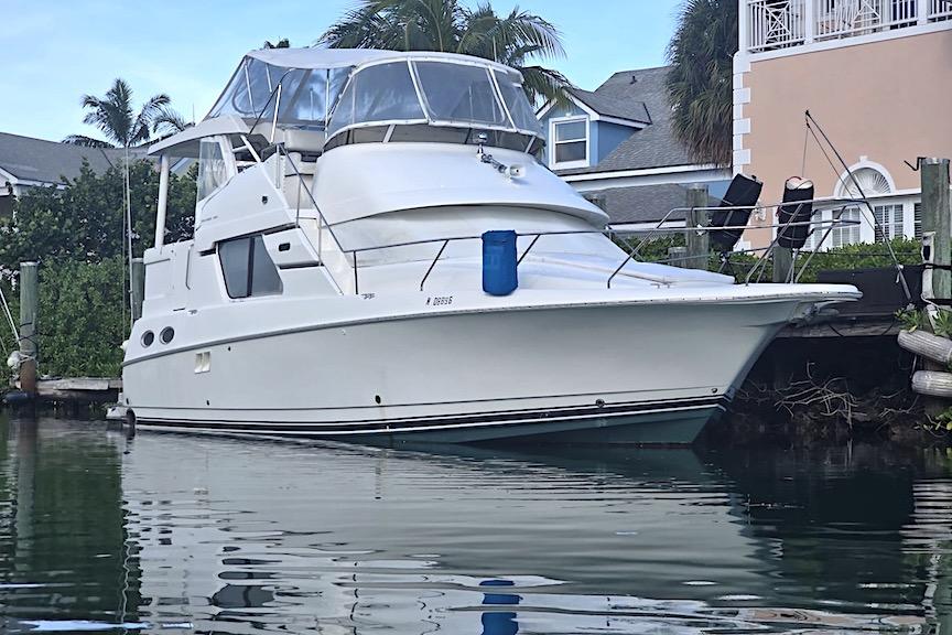 2000 Silverton 392 Motor Yacht