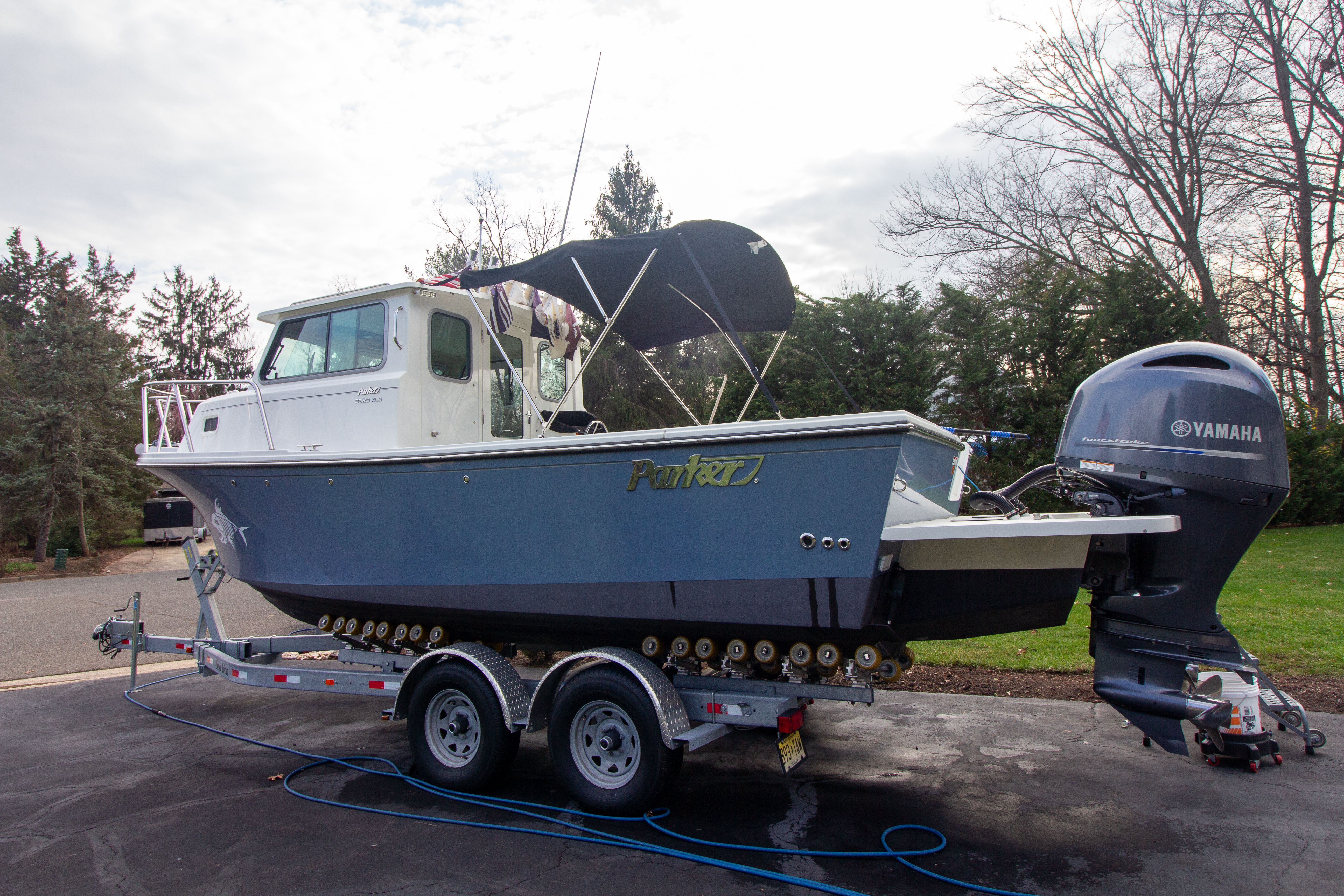 Parker 2520 XLD Sport Cabin 2022 on trailer with Yamaha engine.