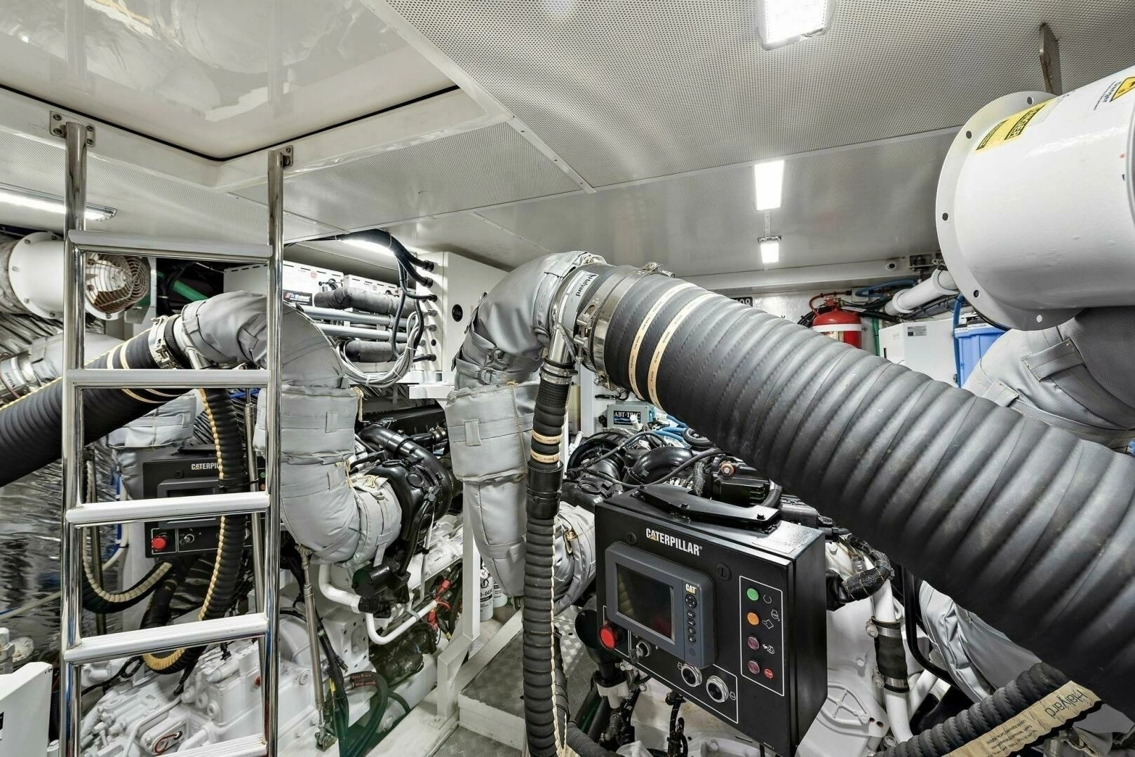 2015 Princess 72 Motoryacht - Image 37