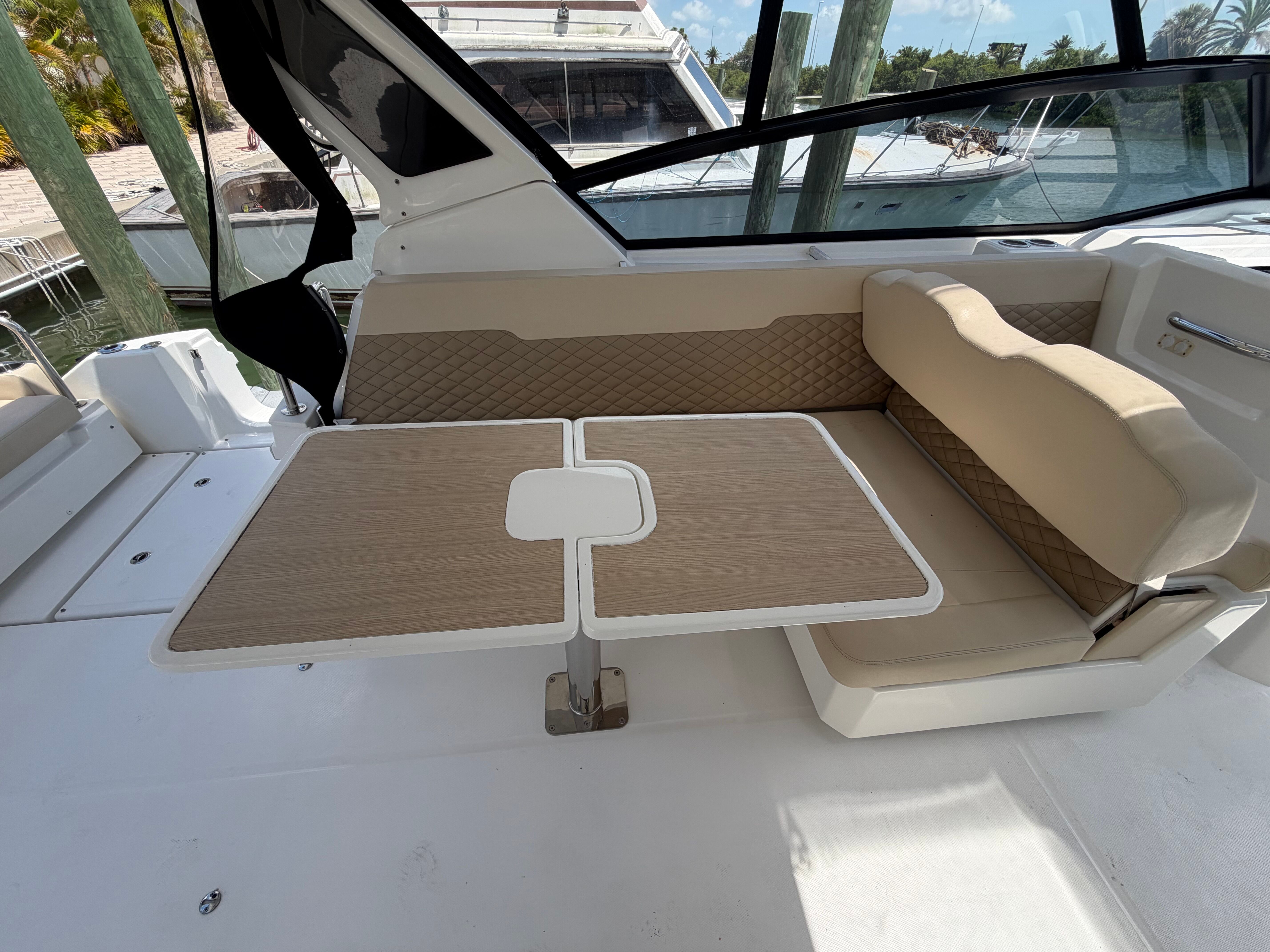 2020 AQUILA 36 SP - Image 10