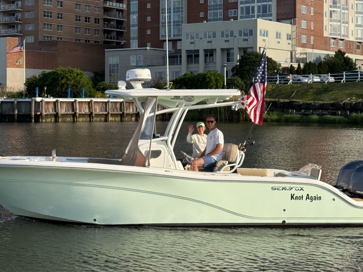 2017 Sea Fox Commander 266