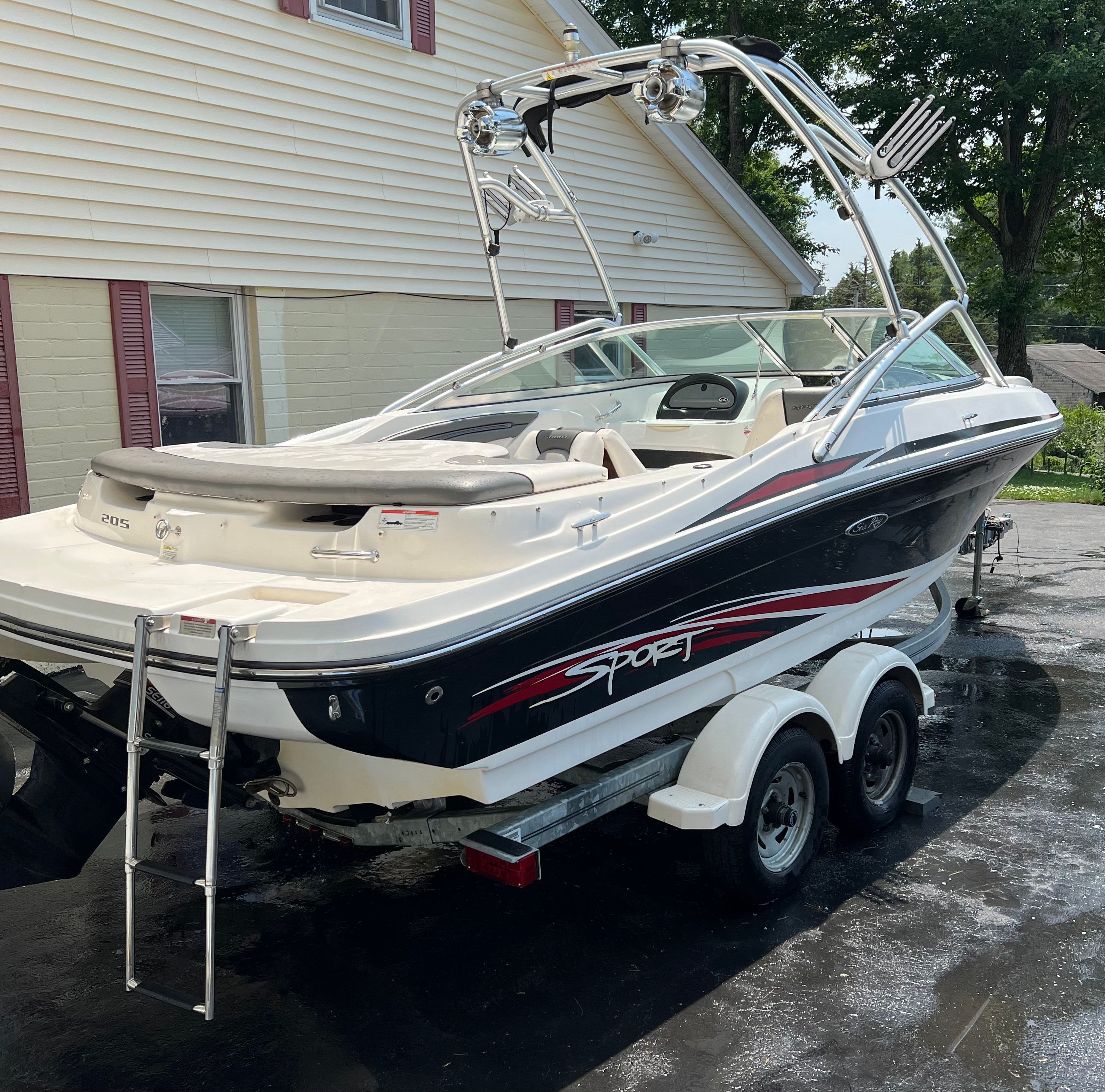 2011 Sea Ray 205 Sport - 2