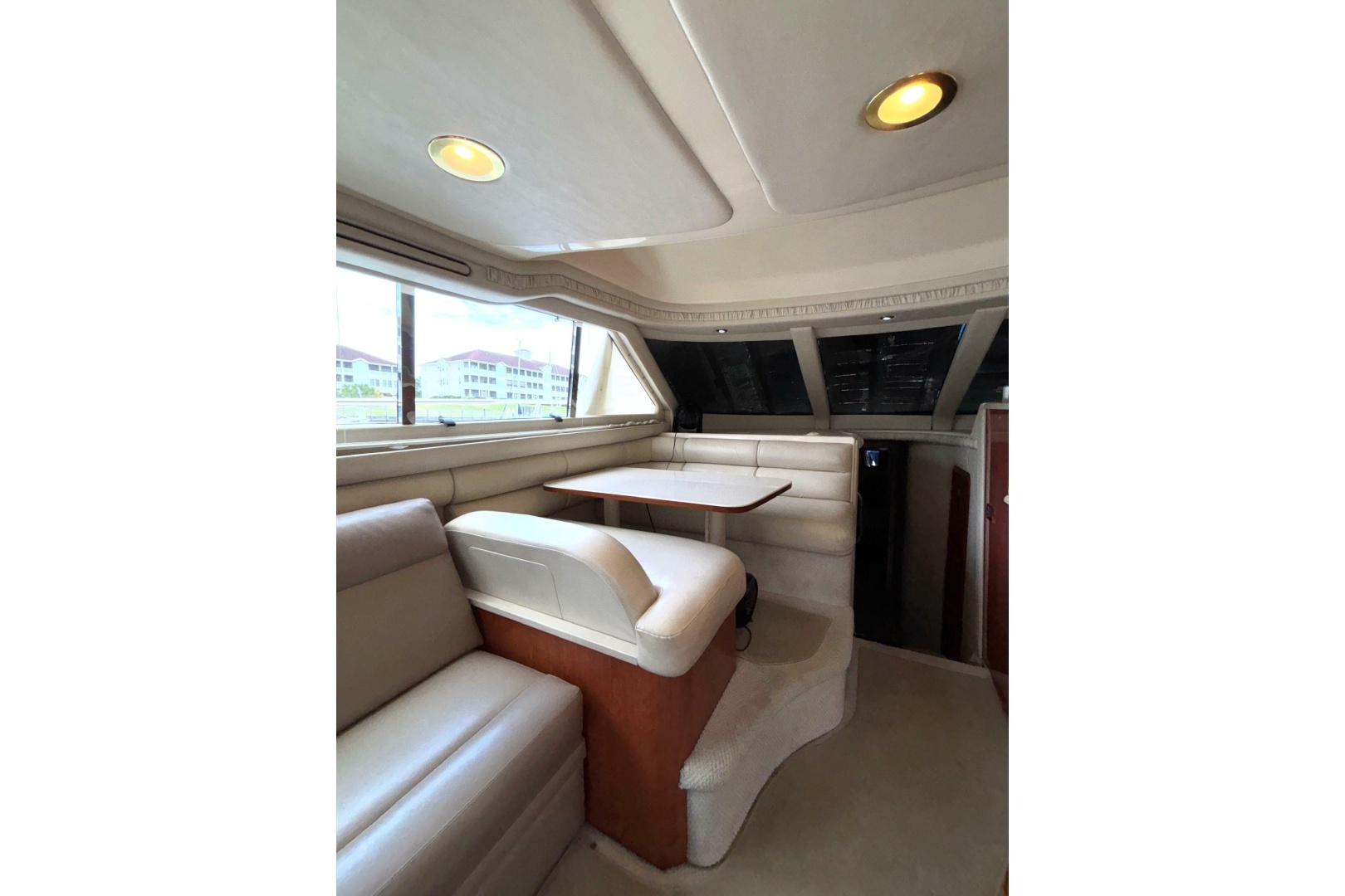 1999 Sea Ray 480 Sedan Bridge - Image 42