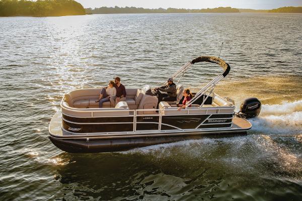 2025 Ranger Reata 220C - 54