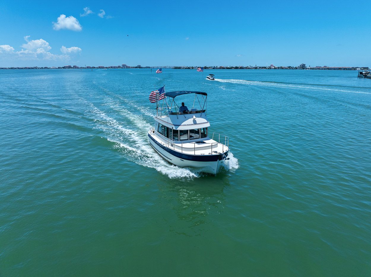 2001 Camano 31 Trawler - 34