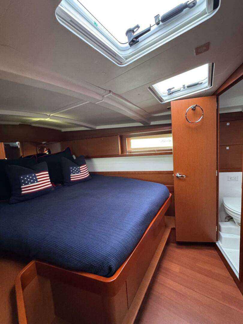 2017 Beneteau Oceanis 45 - Image 47