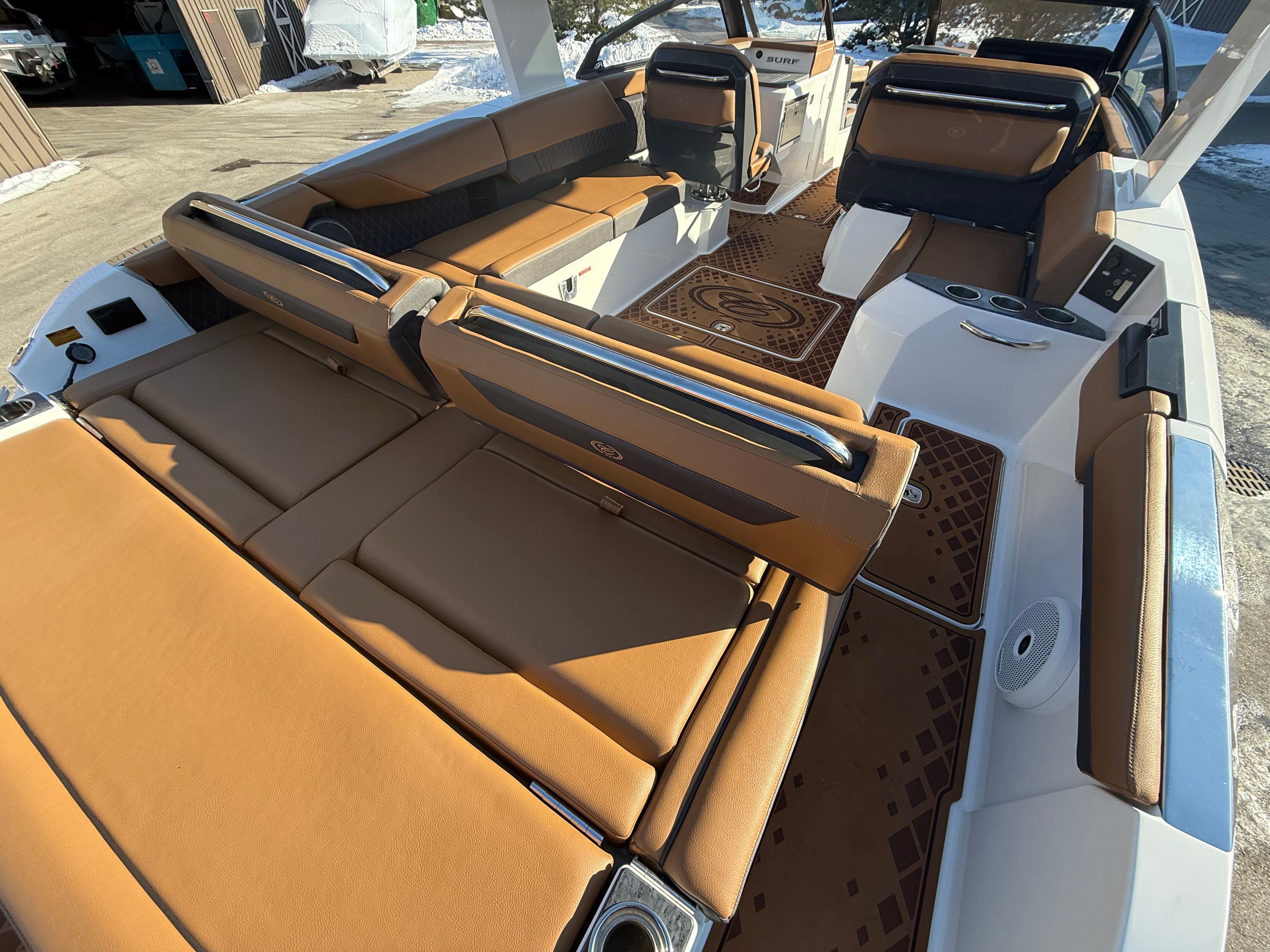 2026 Cobalt R31 Surf - 4