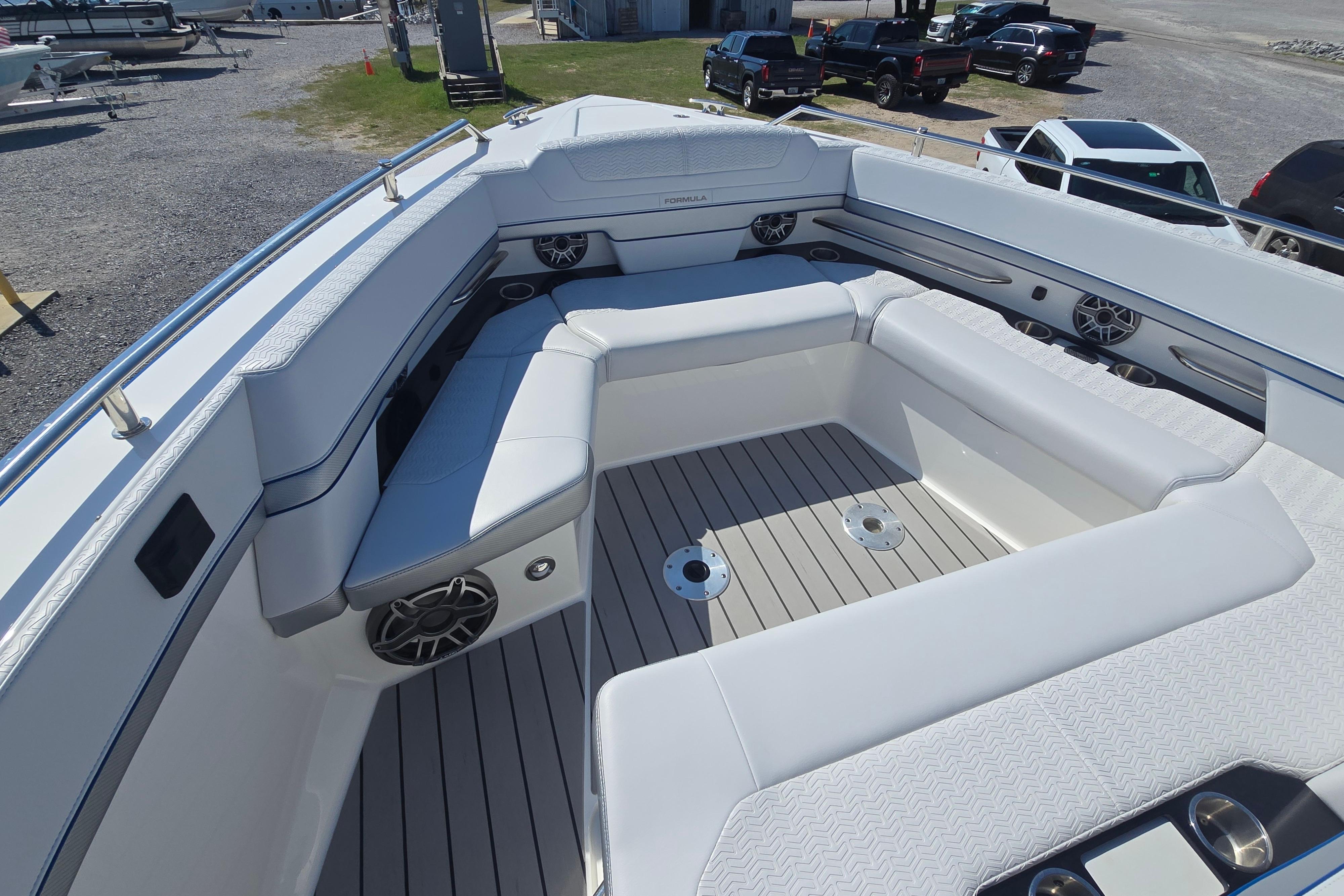 2025 Formula 380 Super Sport Crossover OB boat interior with spacious seating and modern design.