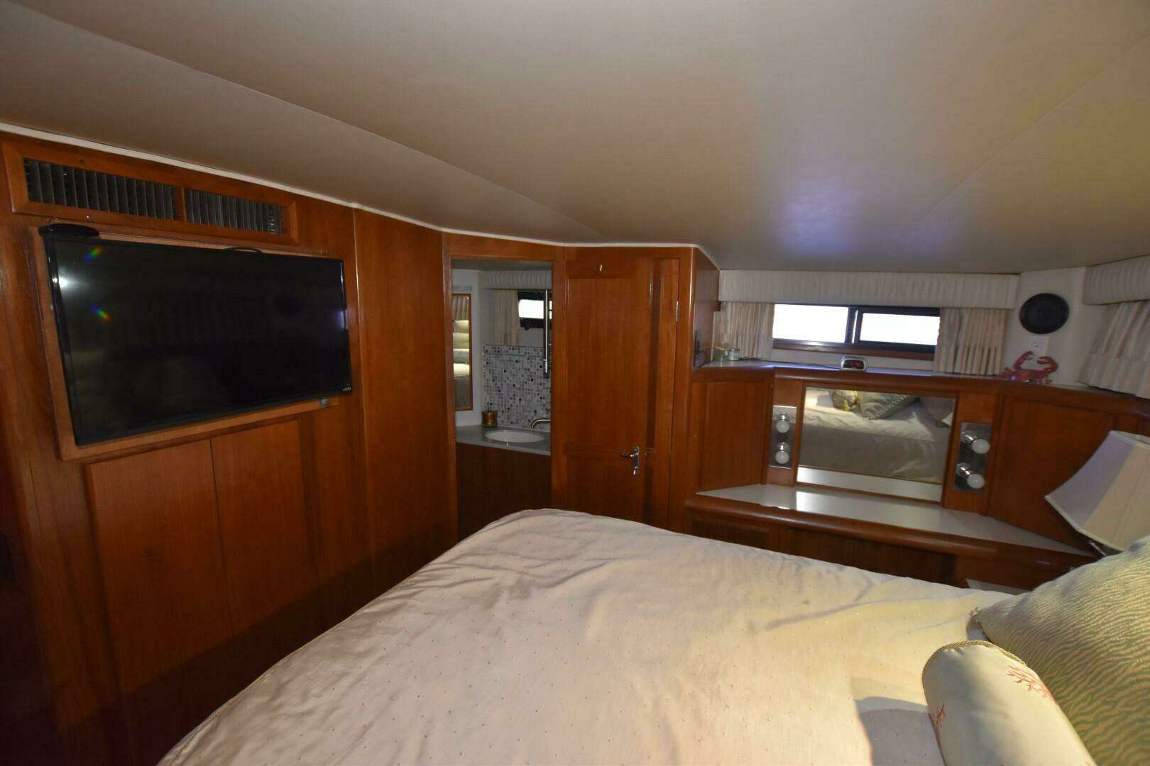 1990 Californian 45 Motoryacht - Image 18