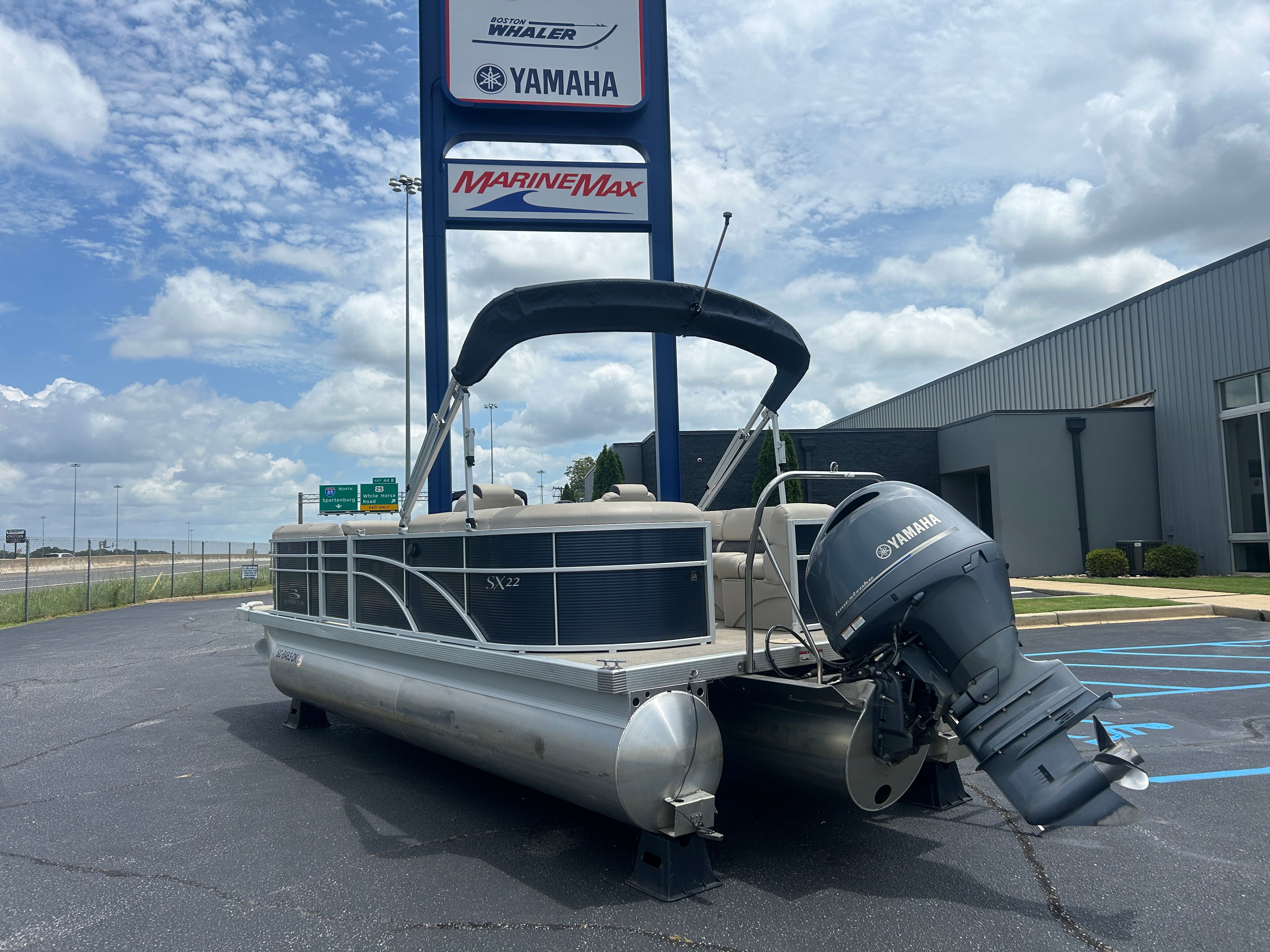 2019 Bennington SX22 Stern Radius - 3