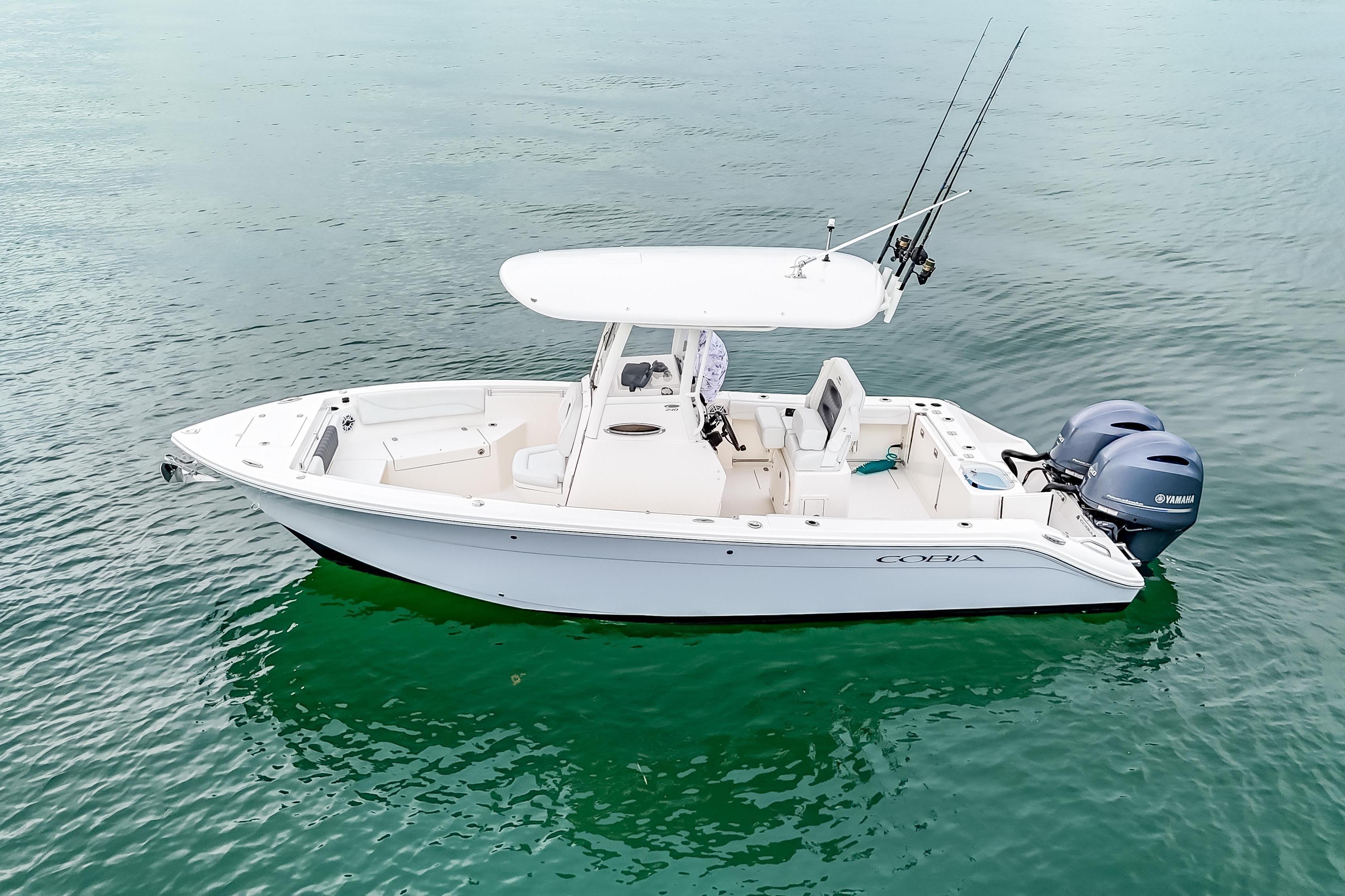 2023 Cobia 240 Center Console