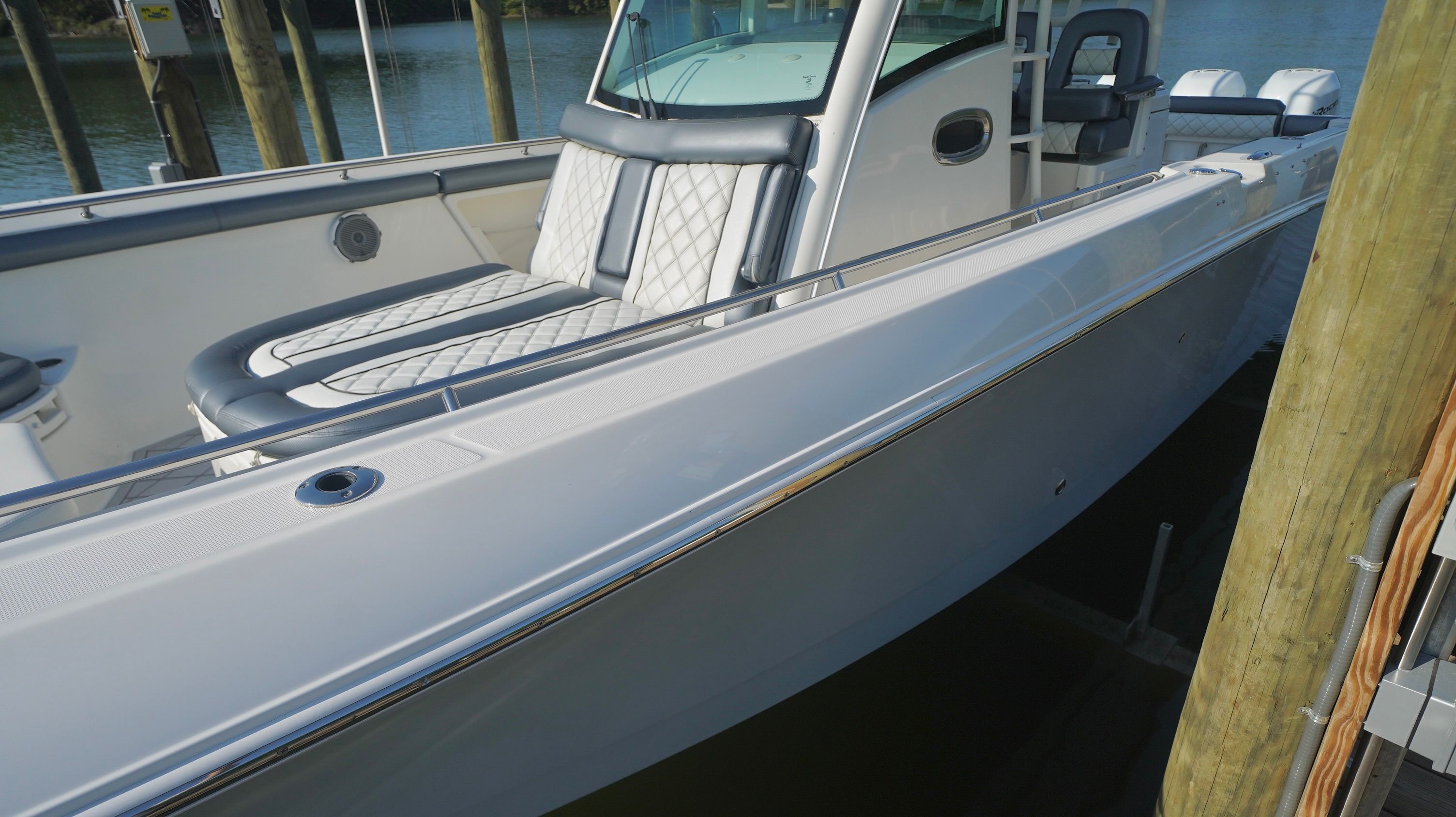 2013 Boston Whaler 350 Outrage - 161
