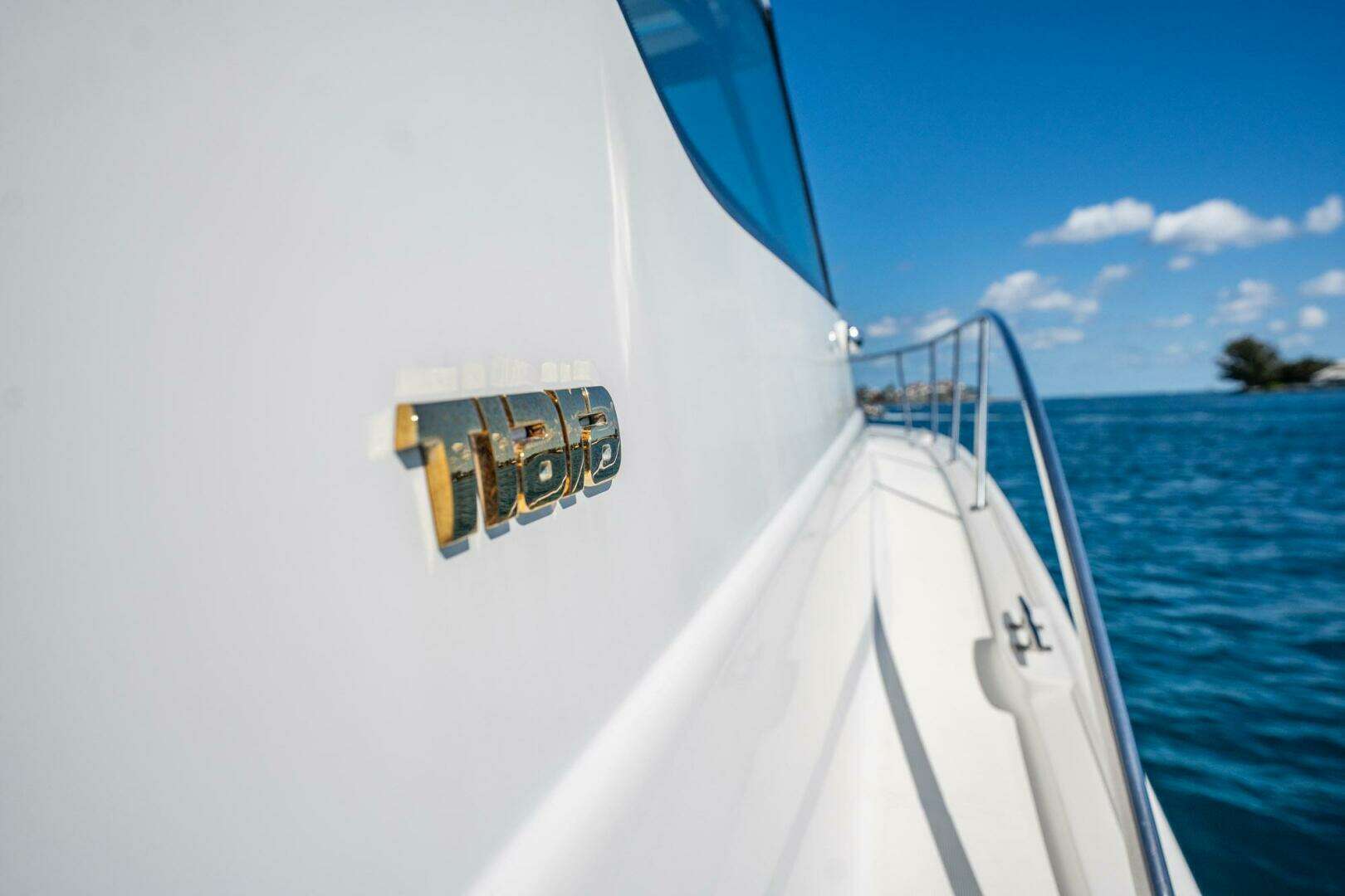 2004 Tiara Yachts 4200 Open - Image 31