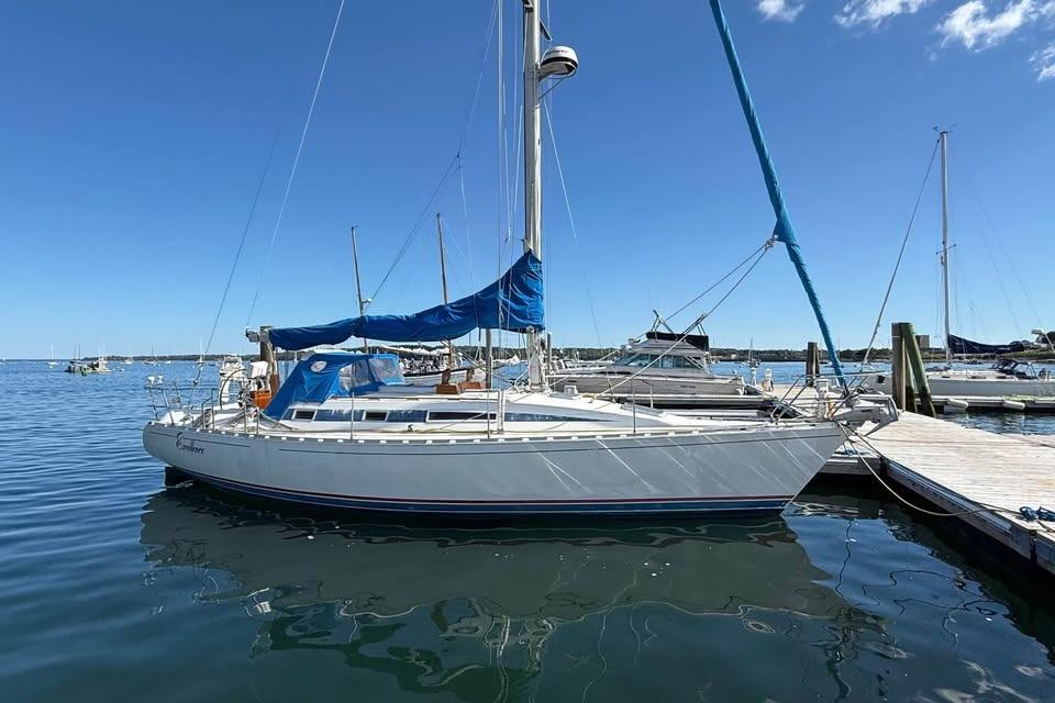 1985 Beneteau First 375