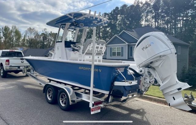 2025 Sportsman Masters 247OE Bay Boat - 5