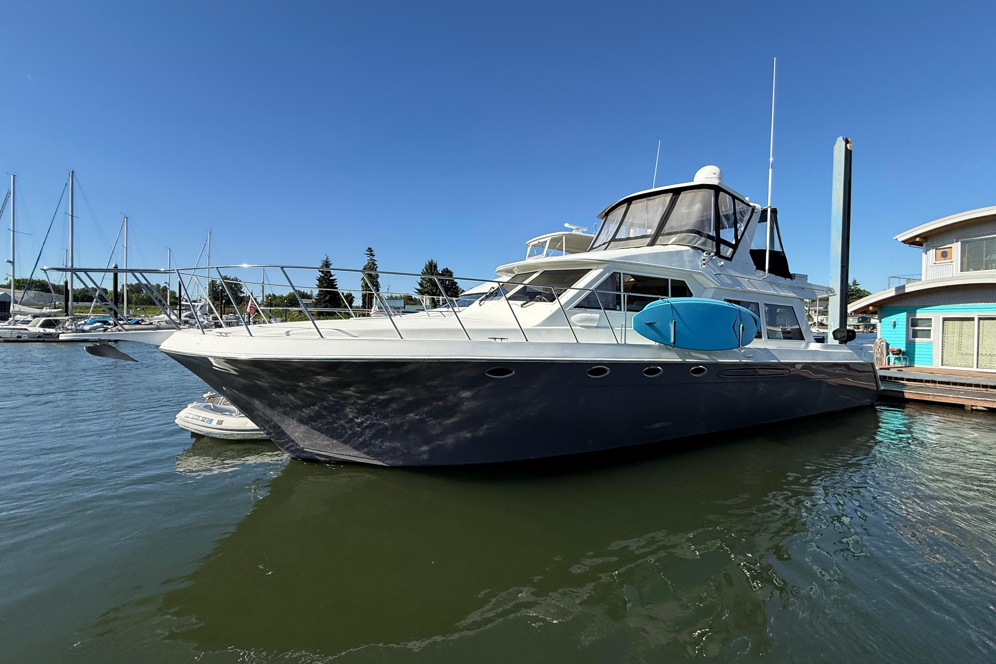 1999 Navigator 5300