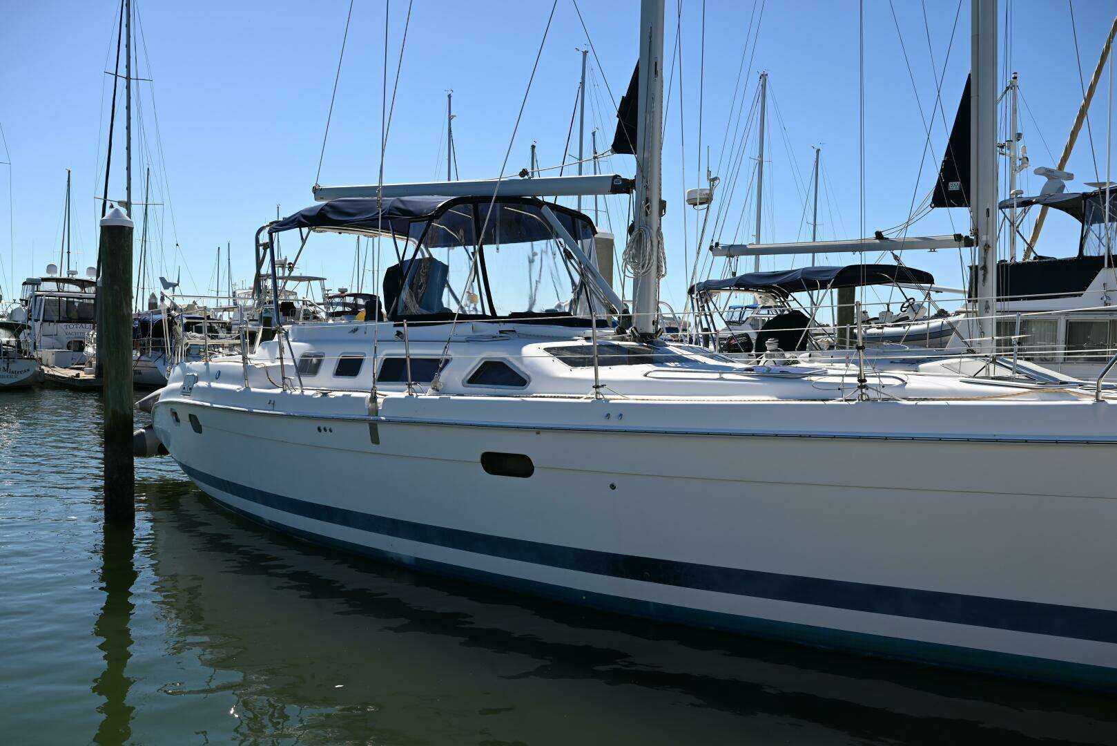 2003 Hunter 456 - Image 111