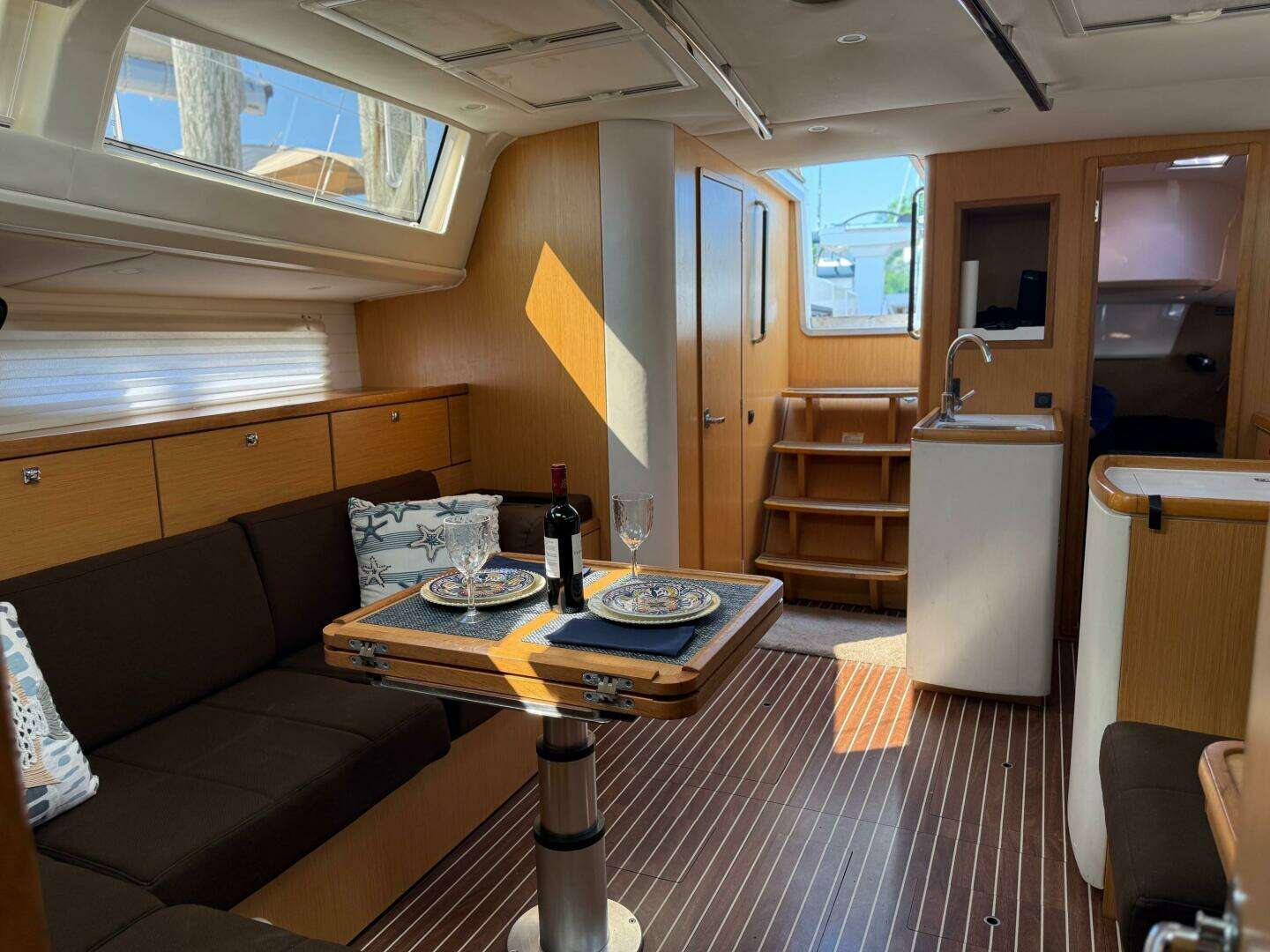 2012 Bavaria Vision 46 - Image 13
