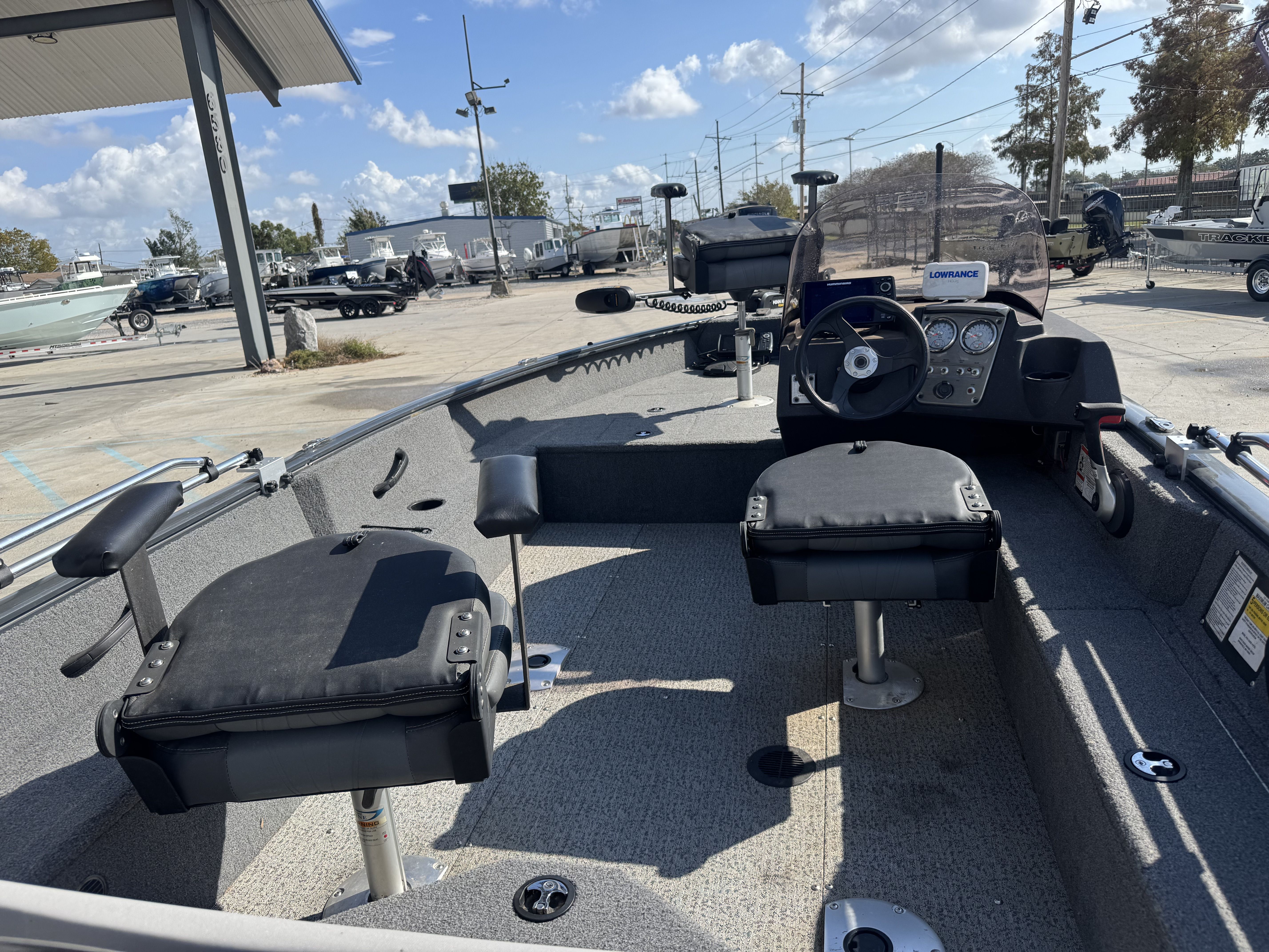 2021 Tracker Pro Guide V-16 SC - 13