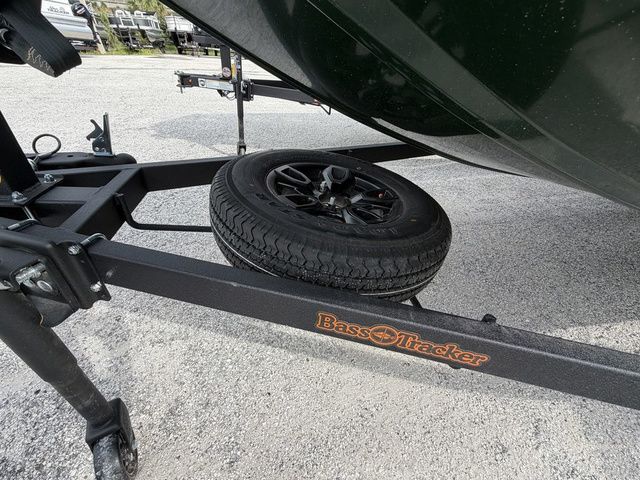 2026 Tracker Bass Tracker Classic Limited - 6