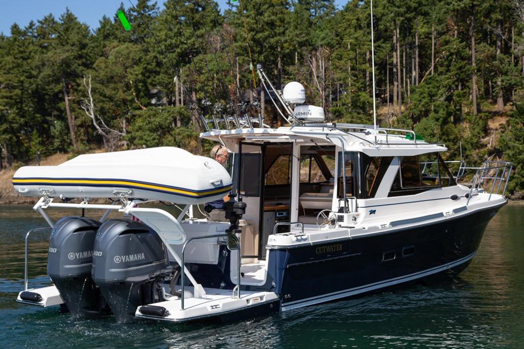 2026 Cutwater C-32 Coupe