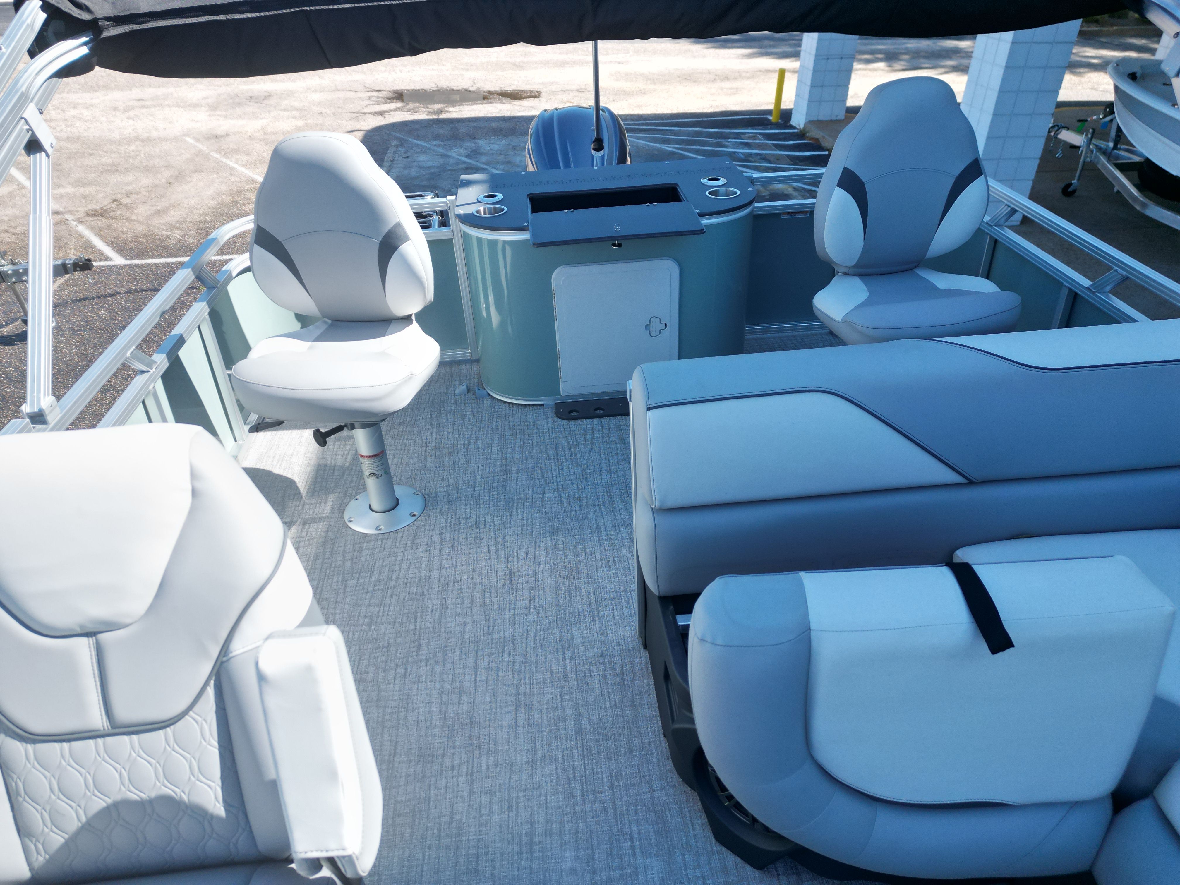 2026 Avalon Venture 85 Quad Fish - 21' - 17
