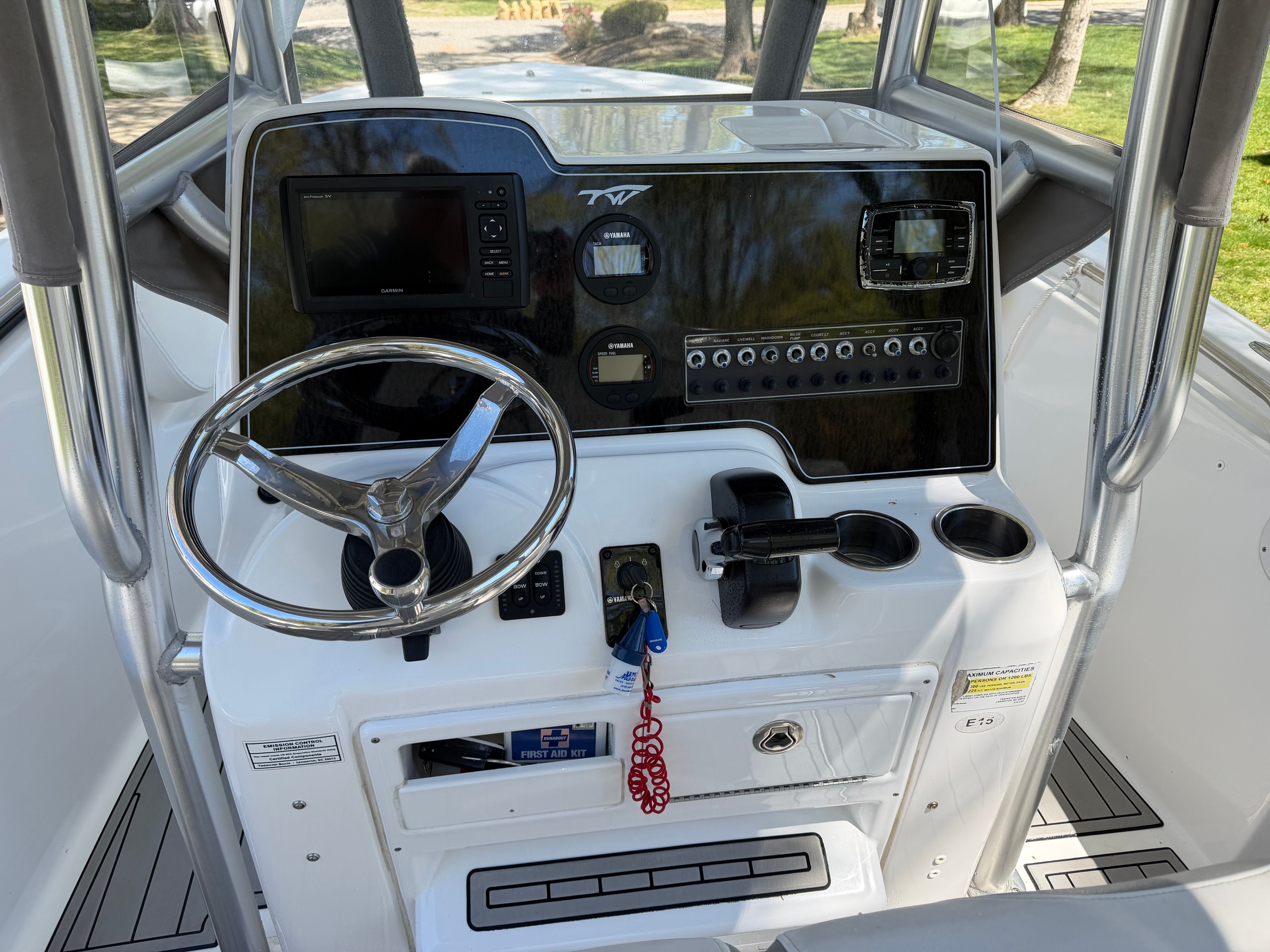 2016 Tidewater 210 LXF