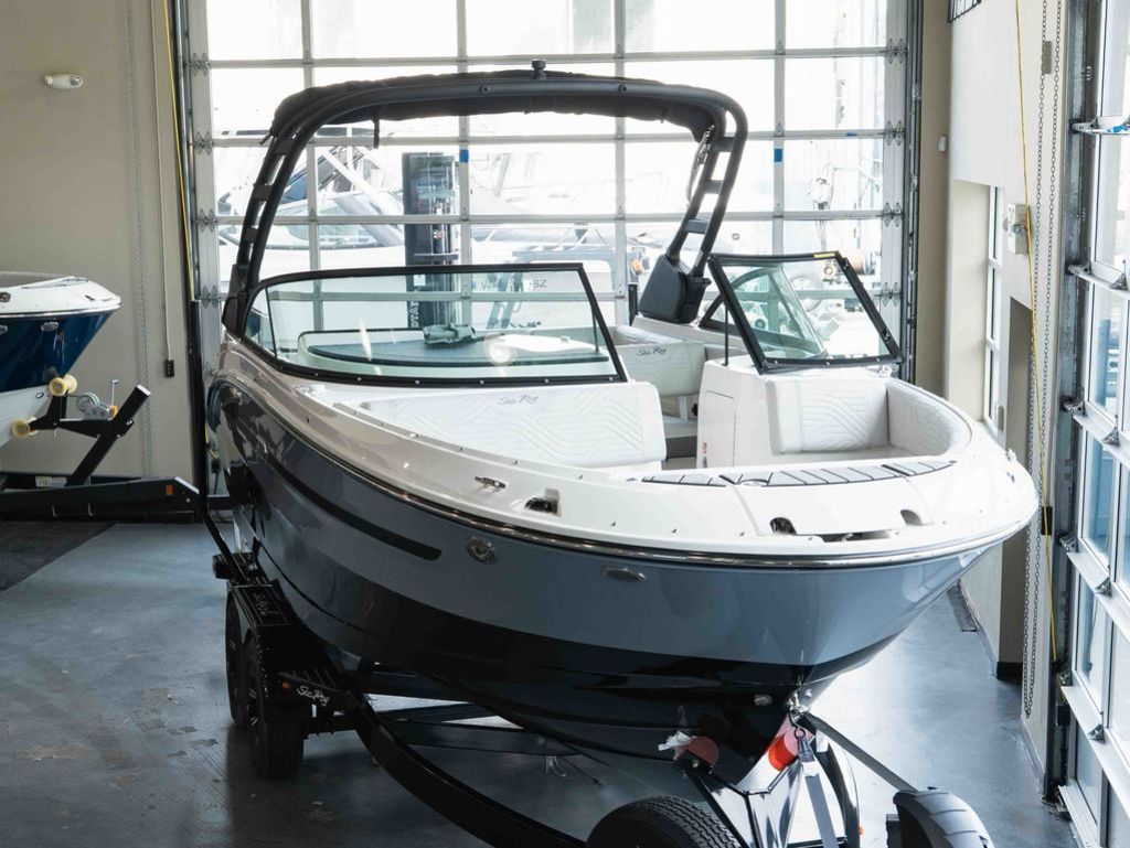 2026 Sea Ray SDS 230 SURF - 2
