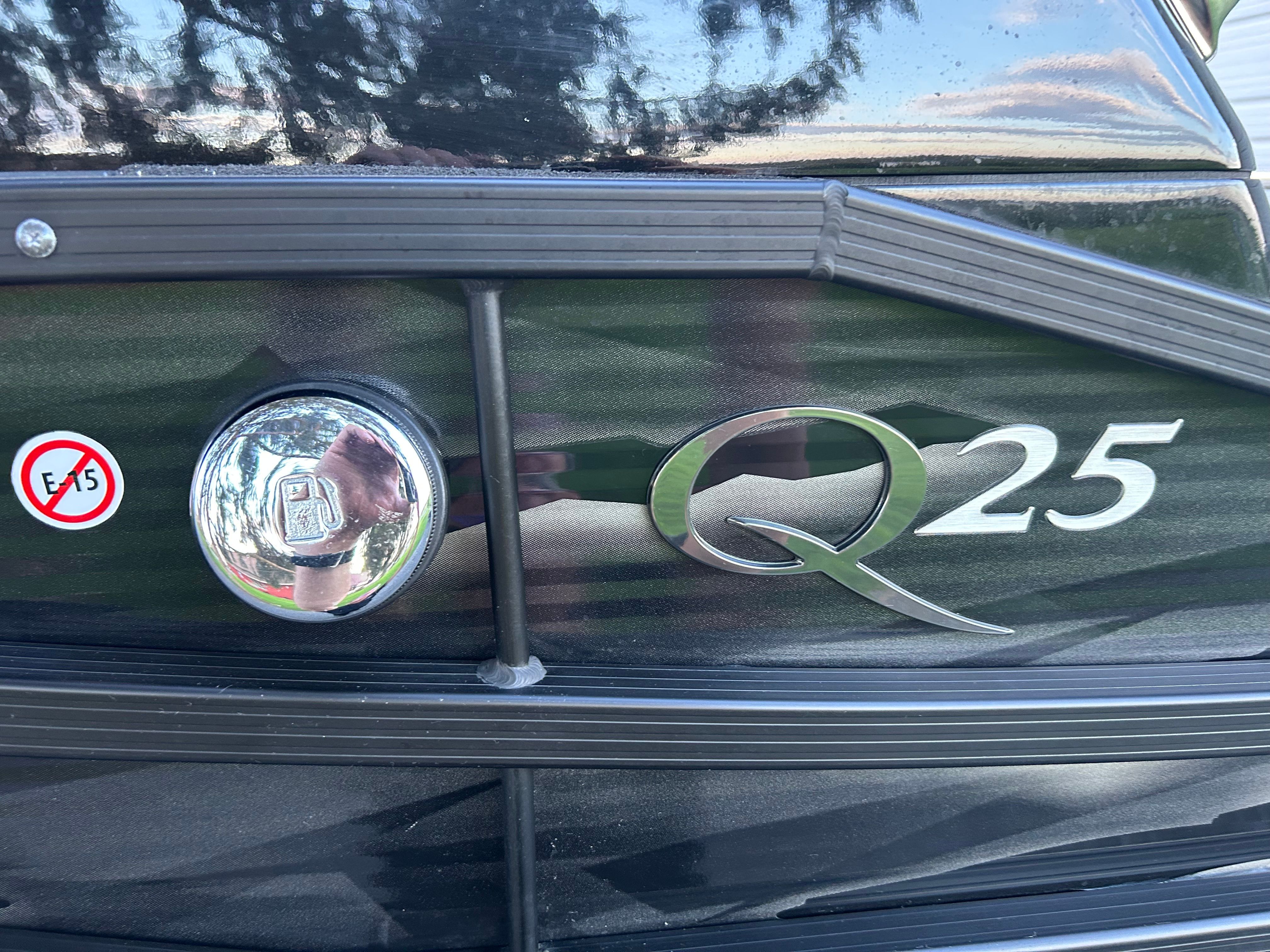 2017 Bennington 25 QX - 32