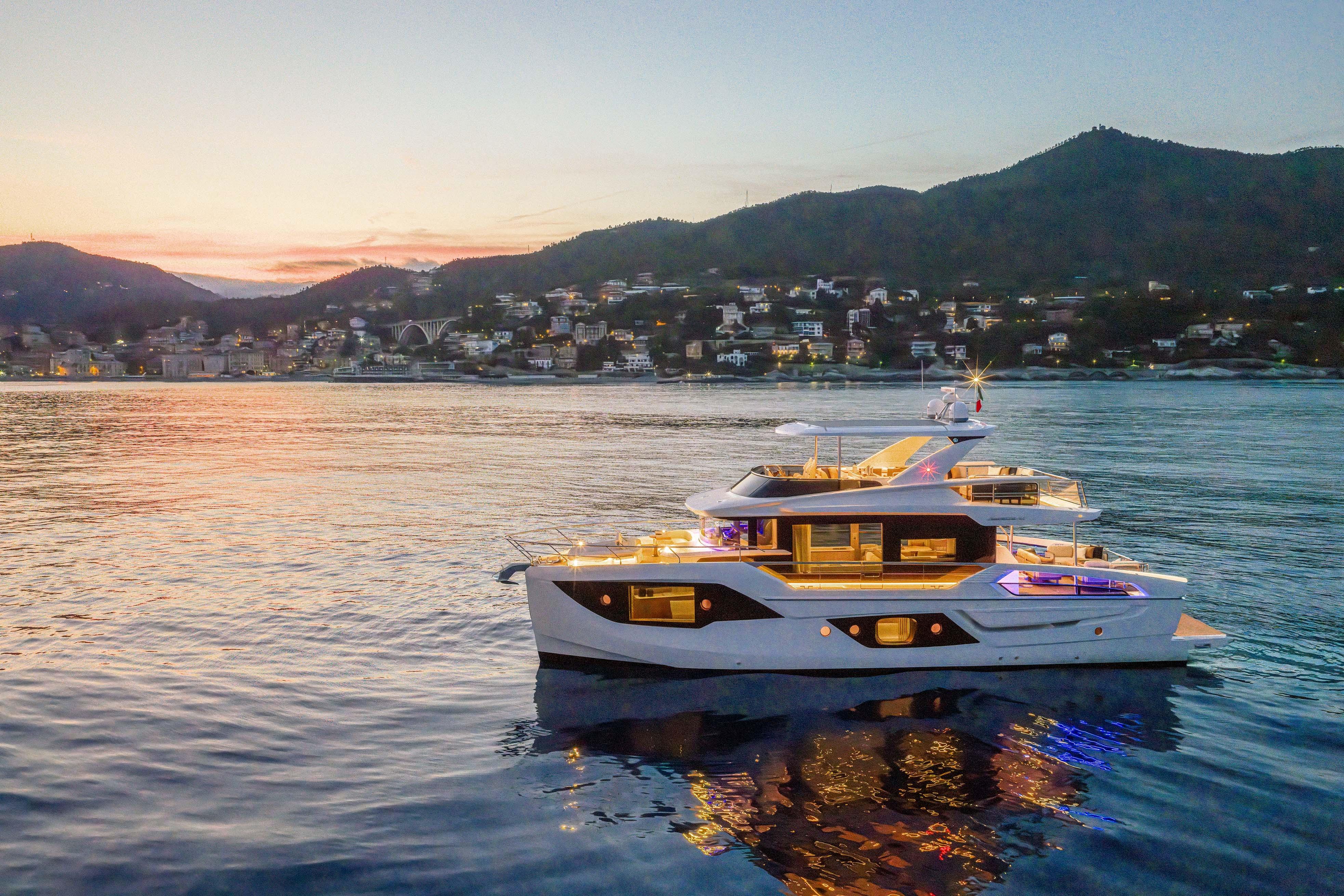 2027 Absolute Navetta 62