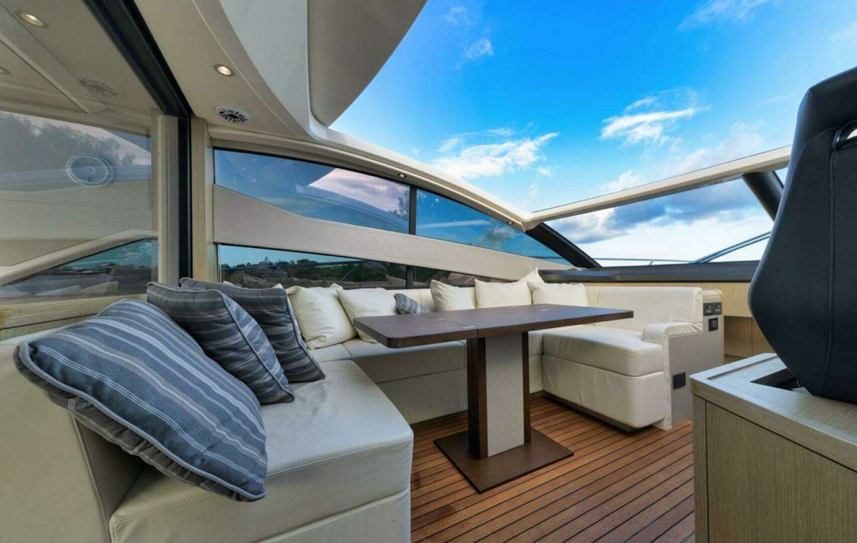 2017 Sunseeker Predator - Image 13