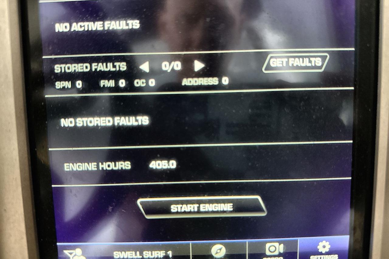 2020 Supra SE dashboard showing no active faults and 405 engine hours.