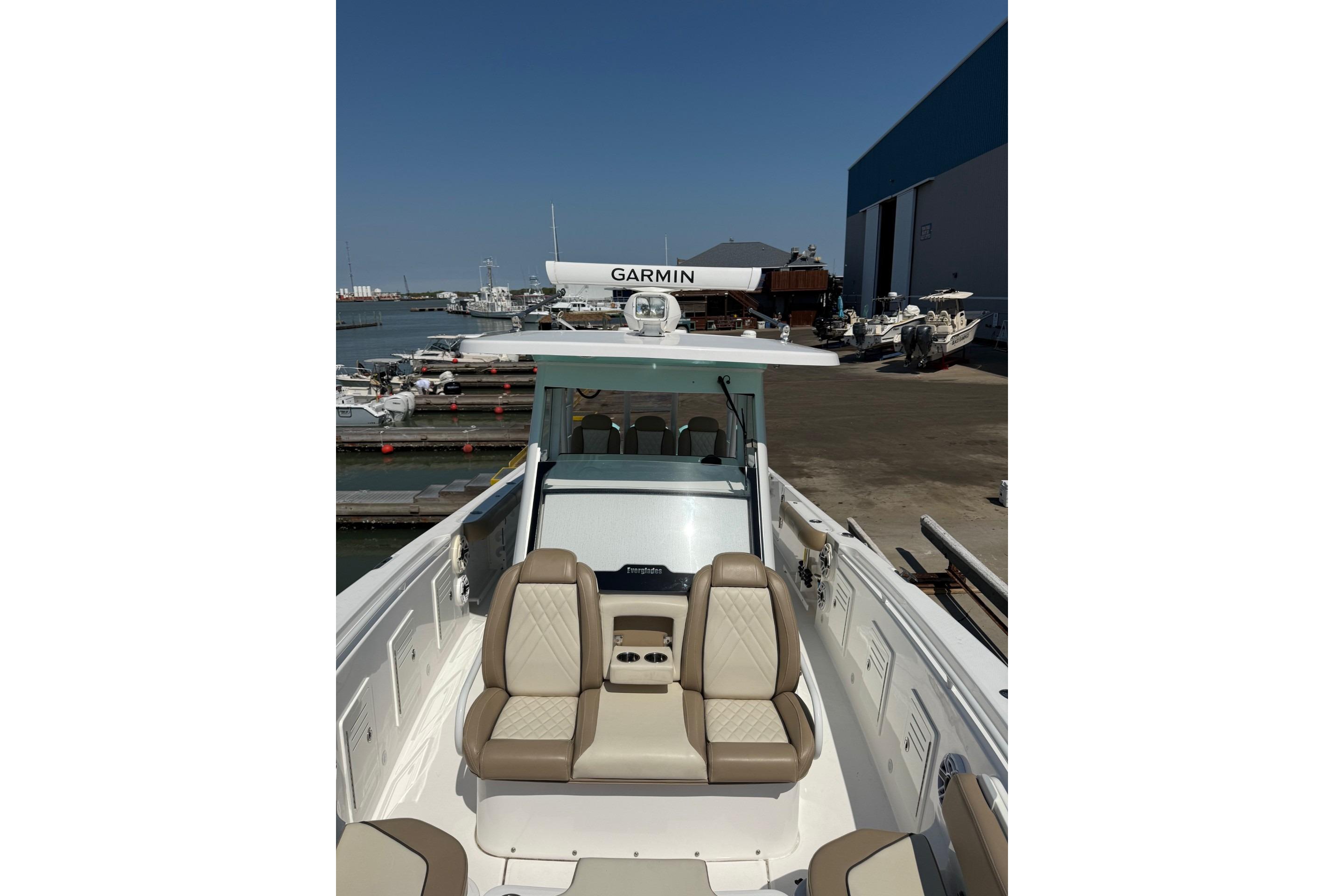 2021 Everglades 365 Center Console