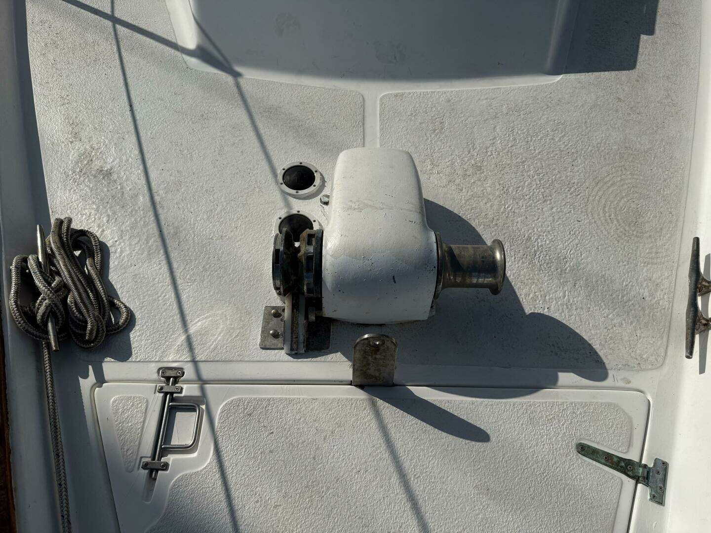 1985 Endeavour 42 - Image 76