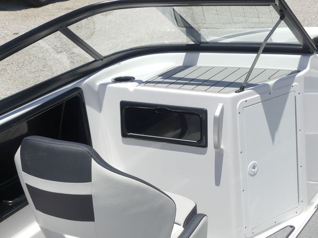 2020 Yamaha Boats SX195 - 26