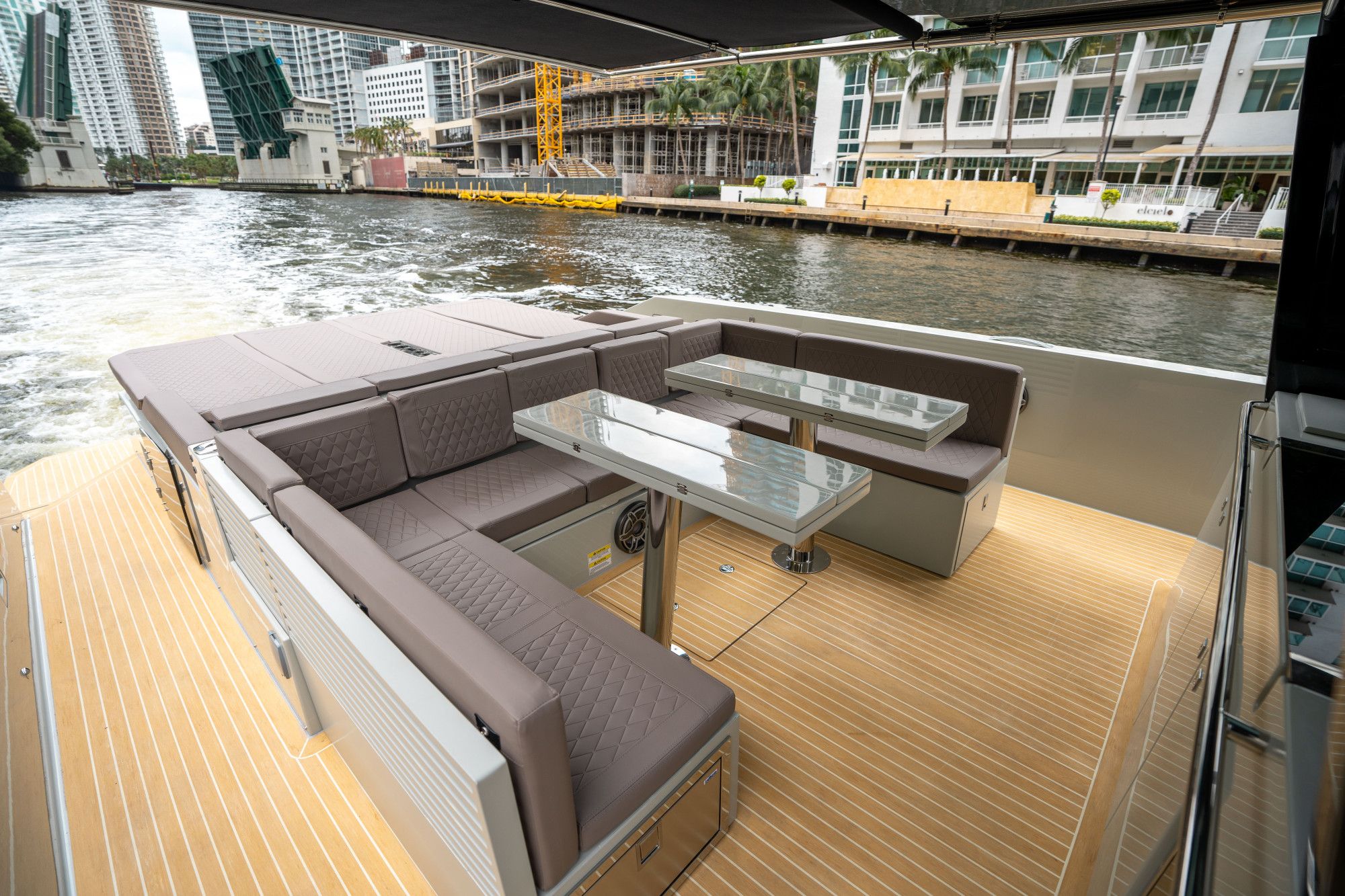 2025 De Antonio Yachts D42 Open - 16