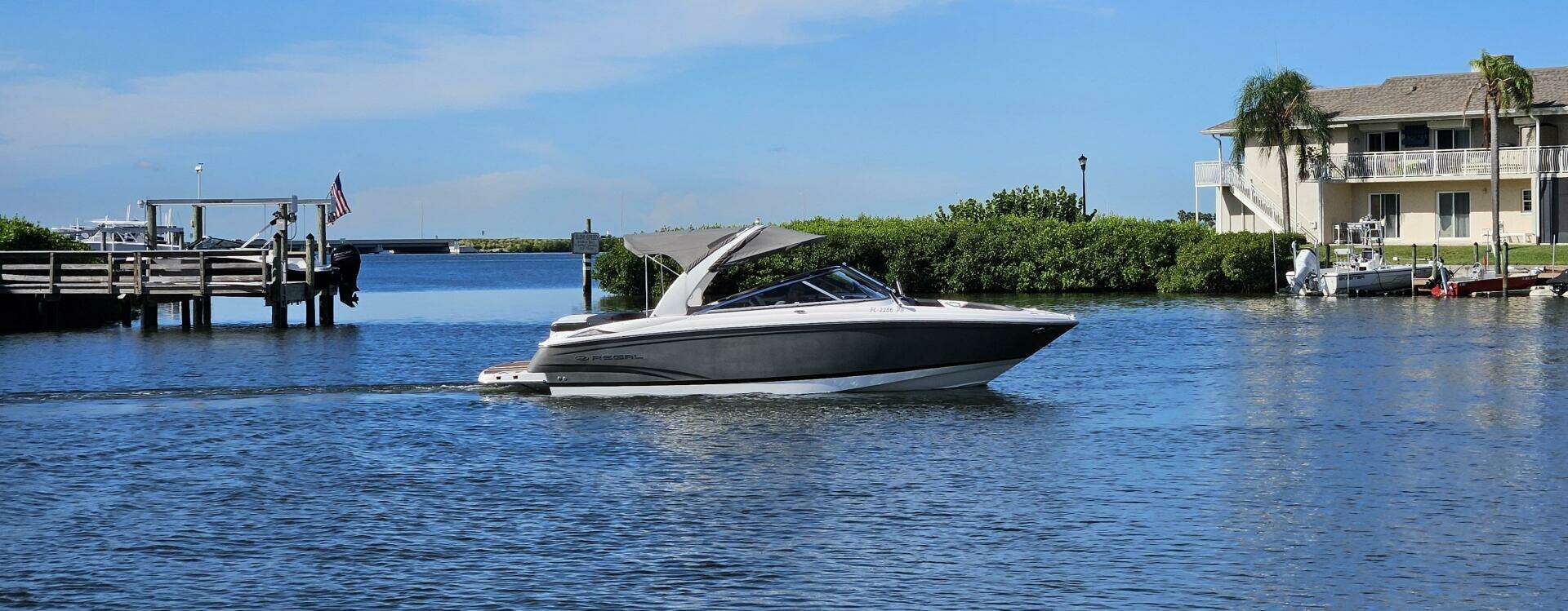 2010 Regal 2700 - Image 25