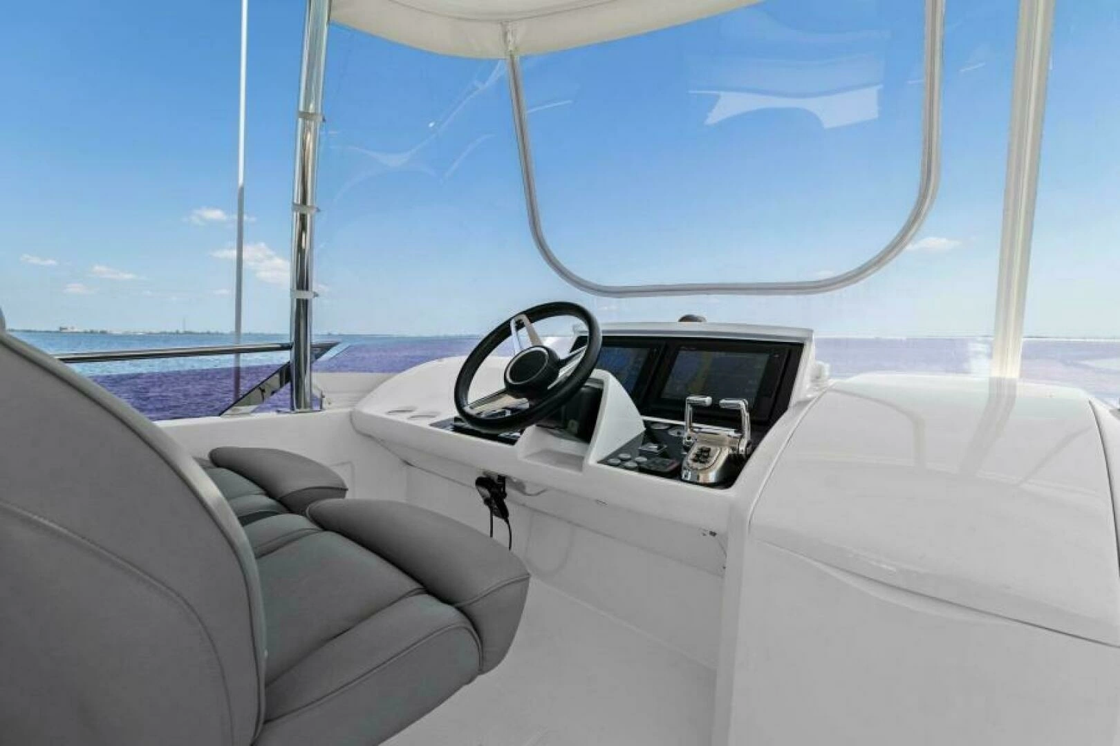 2016 Princess 60 Flybridge - Image 4