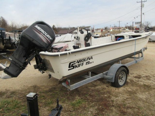 2005 Carolina Skiff 19' Center Console Fishing Boat / 115 Hp Mercury 4
