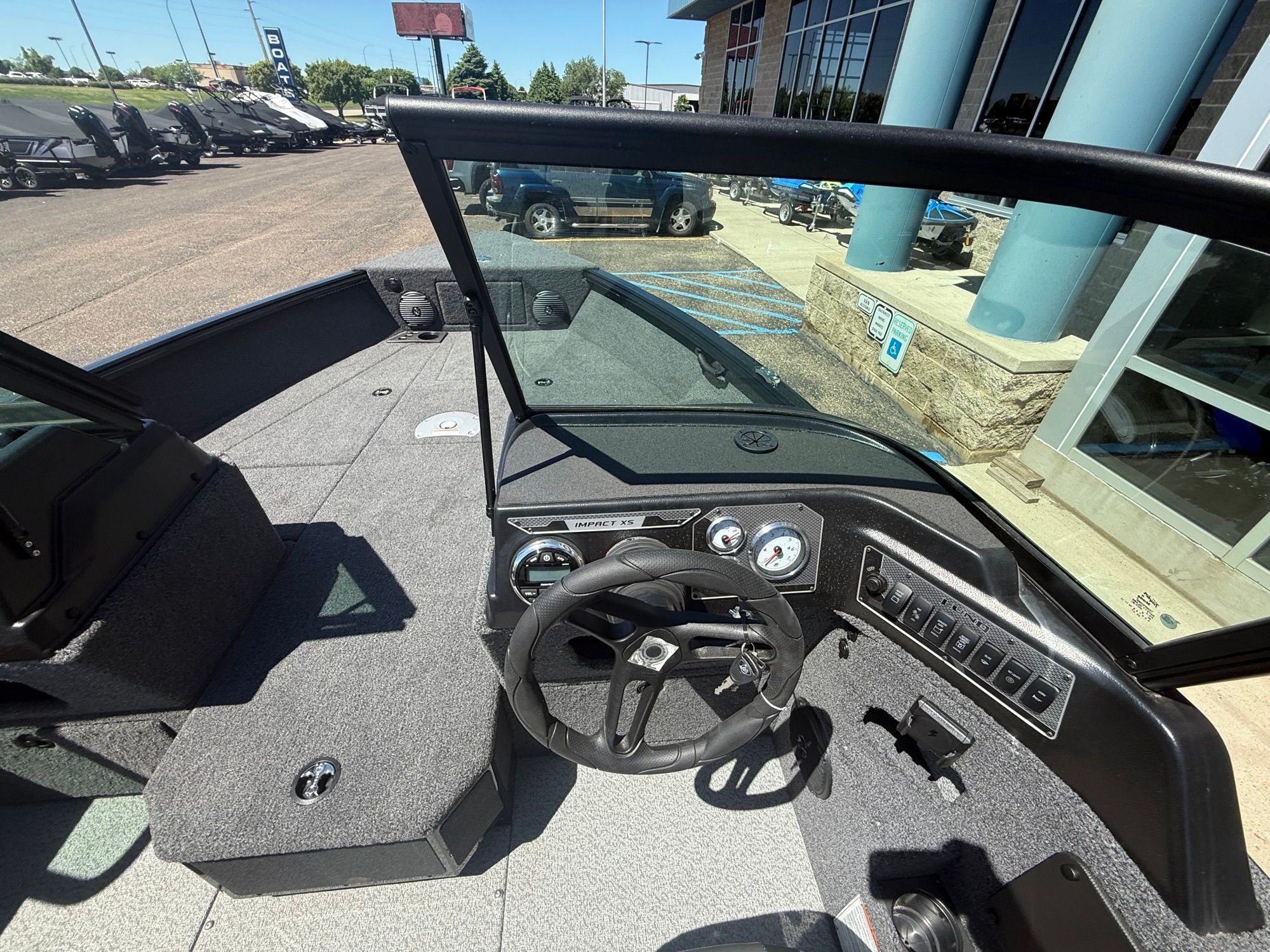 2026 Lund 1875 Impact XS Sport - 12