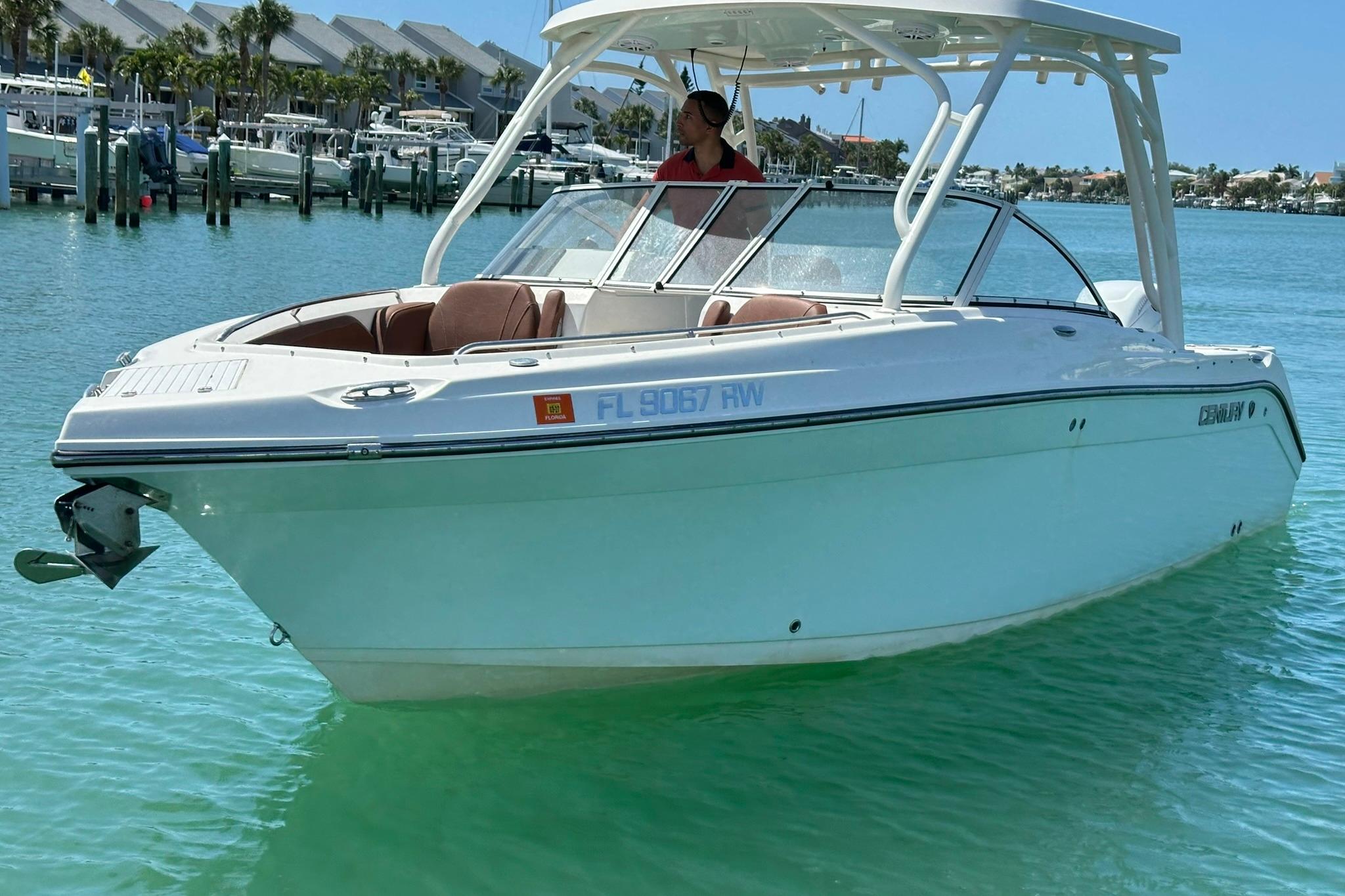 2019 Century 24 Resorter
