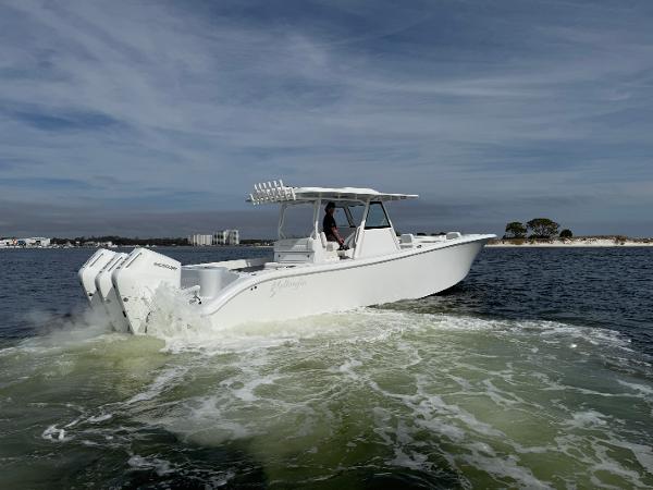2025 Yellowfin 39 Offshore boat cruising on open water.