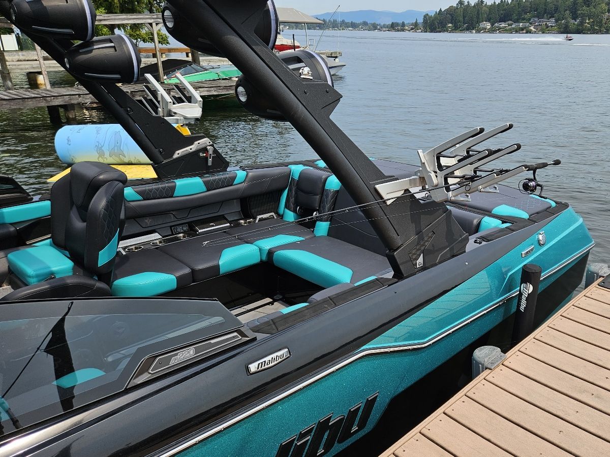 2022 Malibu M220 - 2