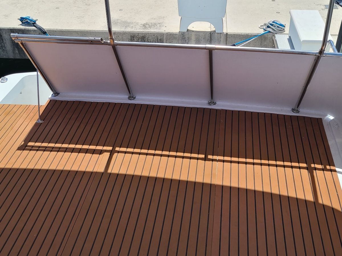 1994 Hatteras Cockpit Motor Yacht - 8