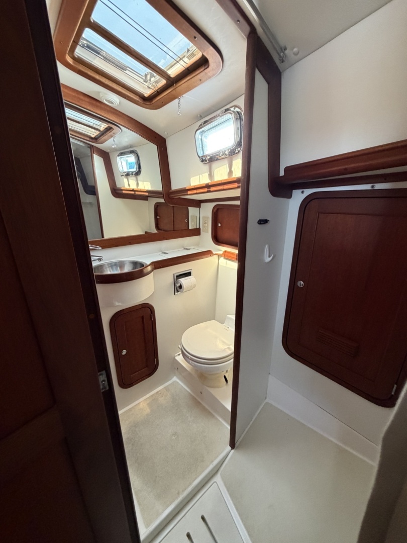 2003 Legacy Express - Image 33