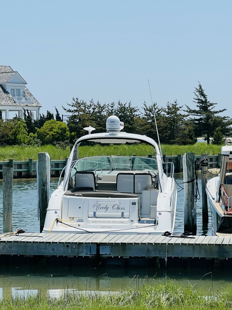 2017 Sea Ray Sundancer 370 - Image 10