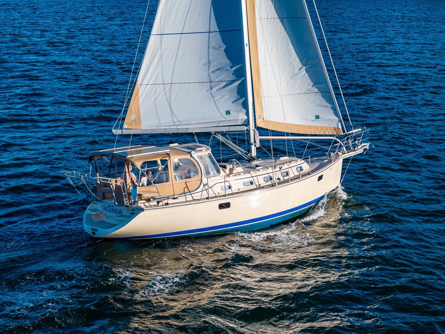 2020 Island Packet 349 - Image 14